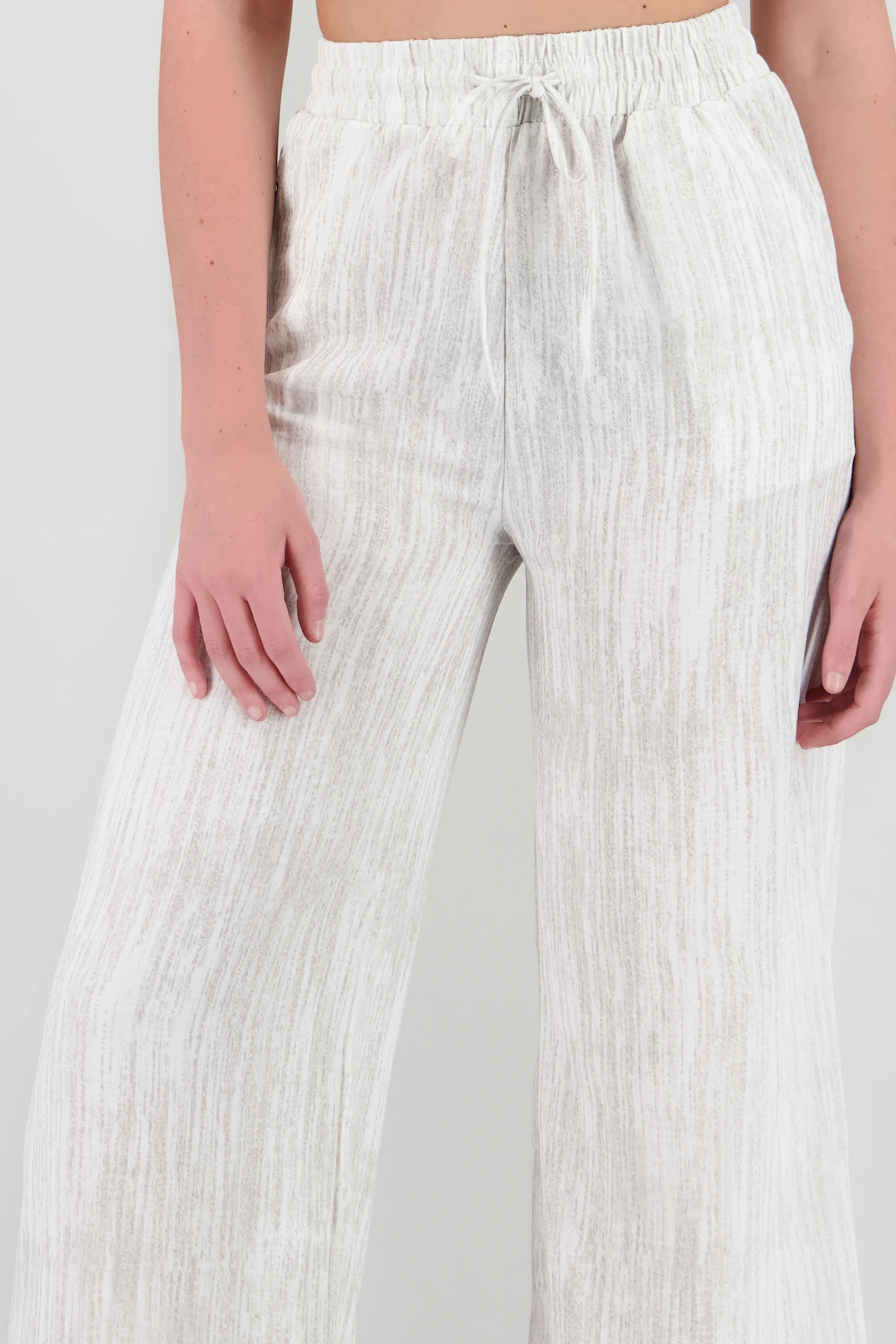 Pantalon amplio con jareta - Image 5