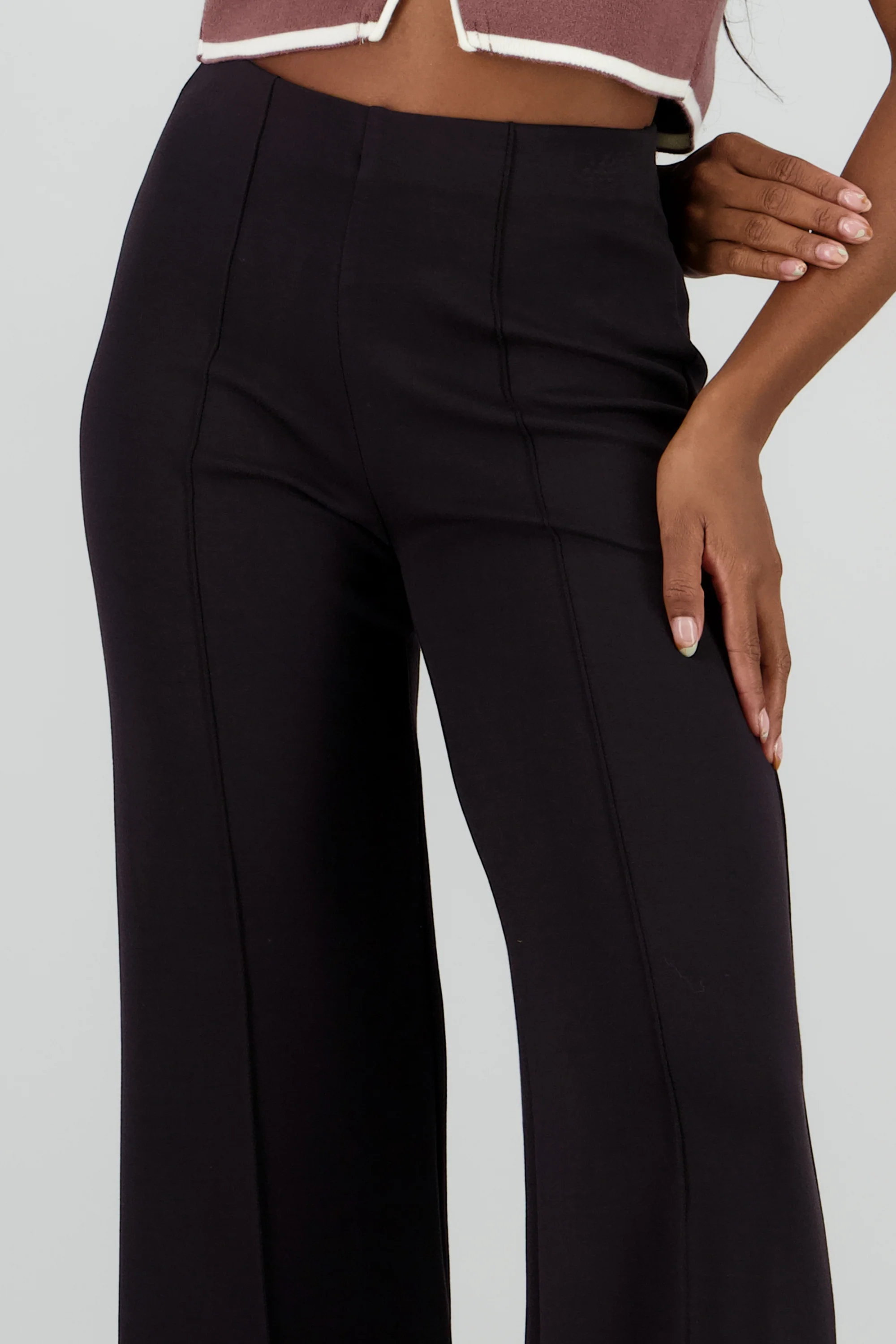 Pantalon amplio det costura - Image 5