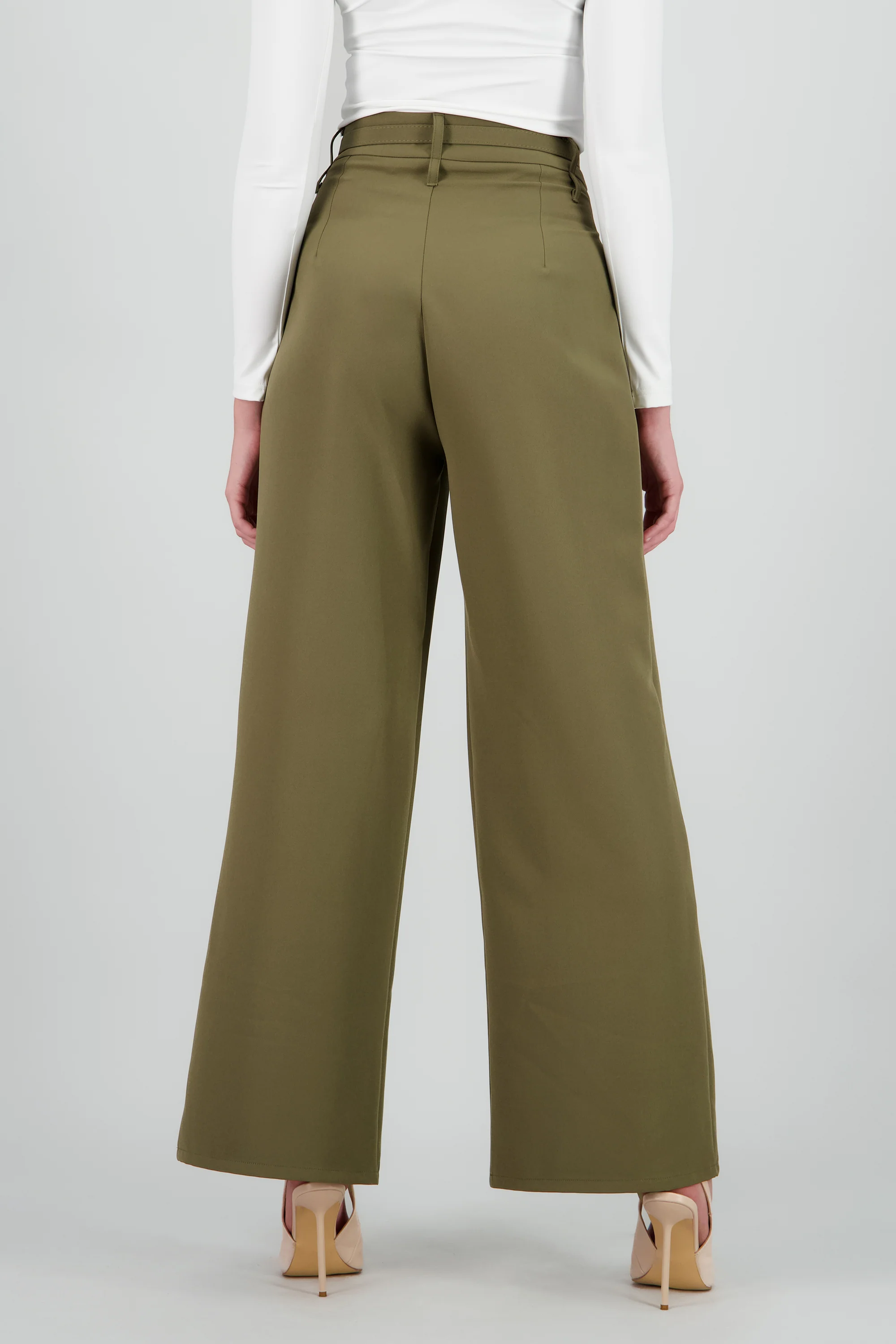 Pantalon amplio detalle cinturon - Image 4