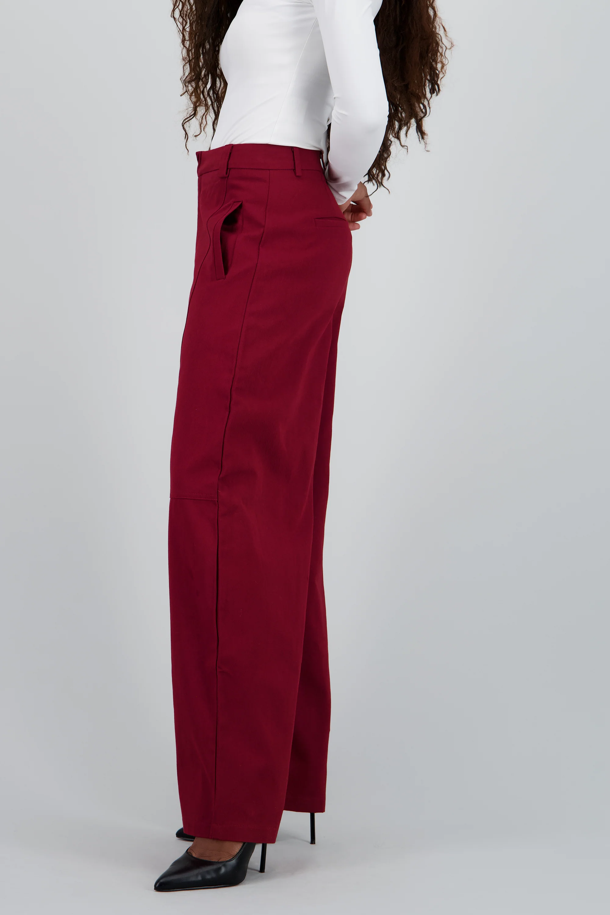 Pantalon amplio detalle pinza - Image 3