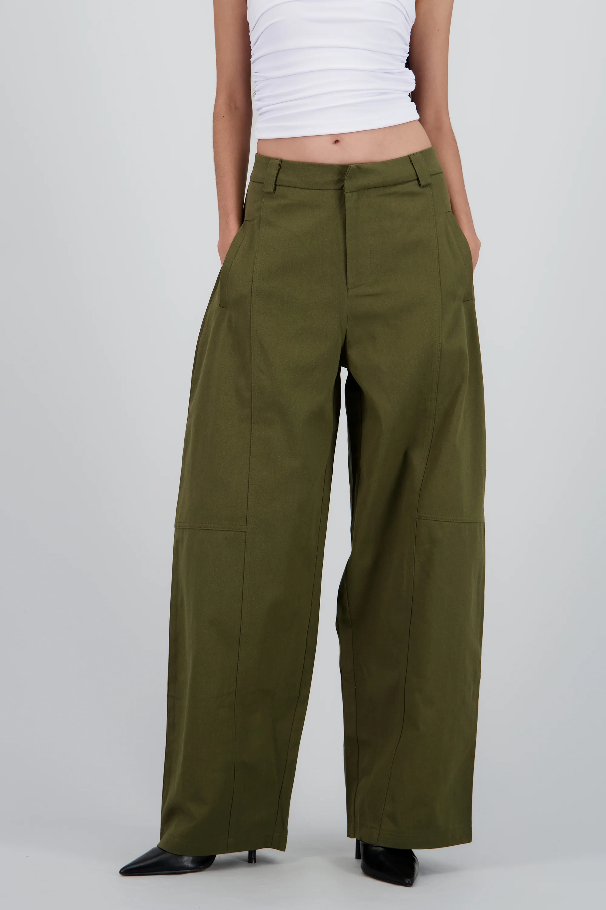 Pantalon amplio detalle pinza - Image 2