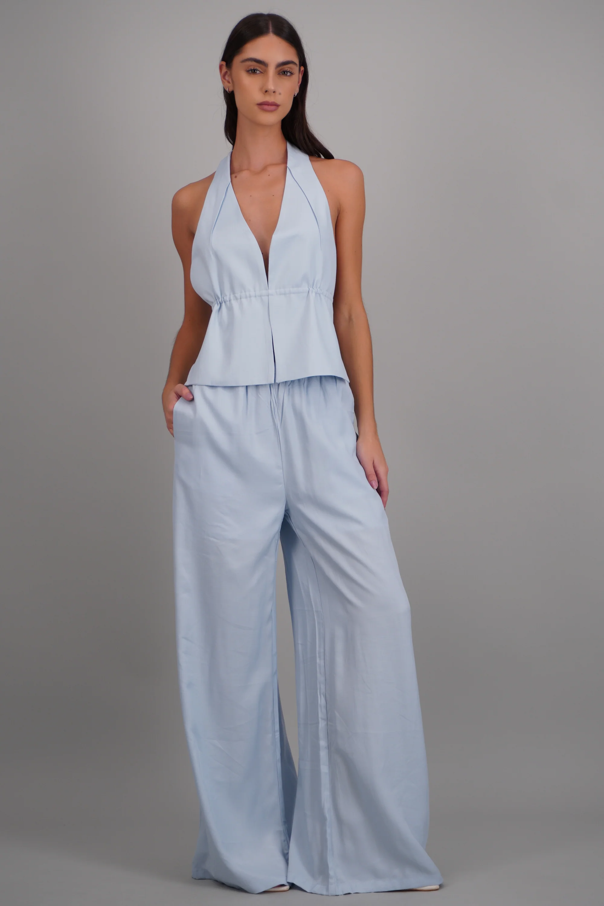 Pantalon amplio detalle resorte