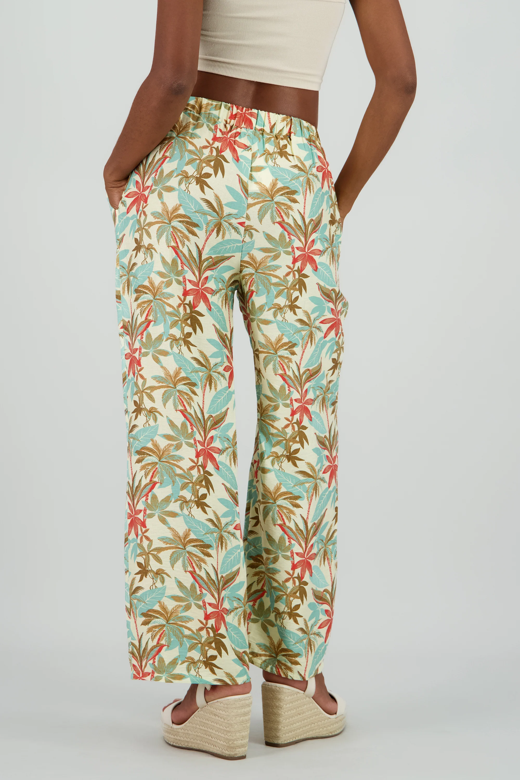 Pantalon amplio detalle resorte tropical - Image 4
