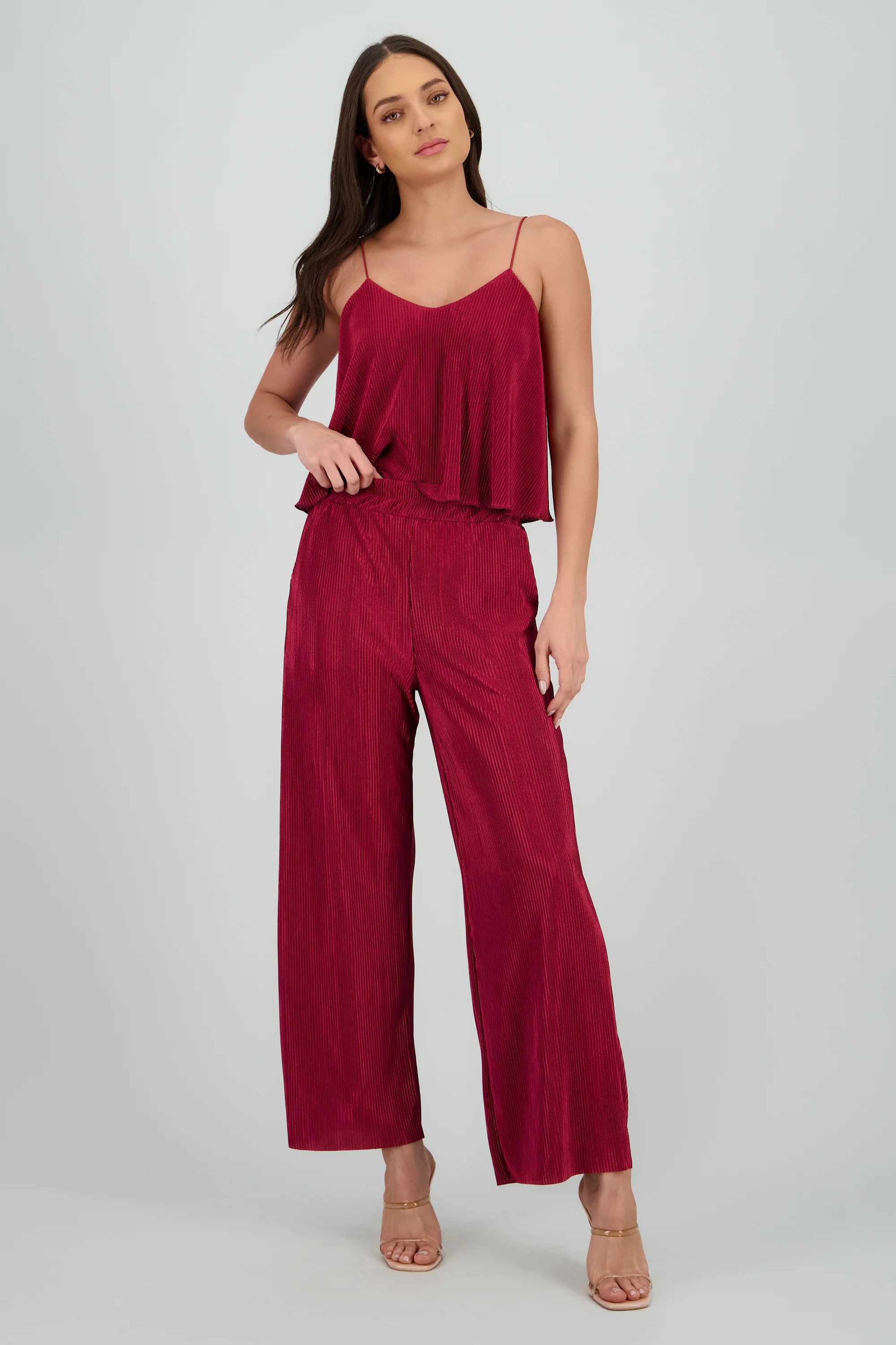 Pantalon amplio fluido detalle plisado