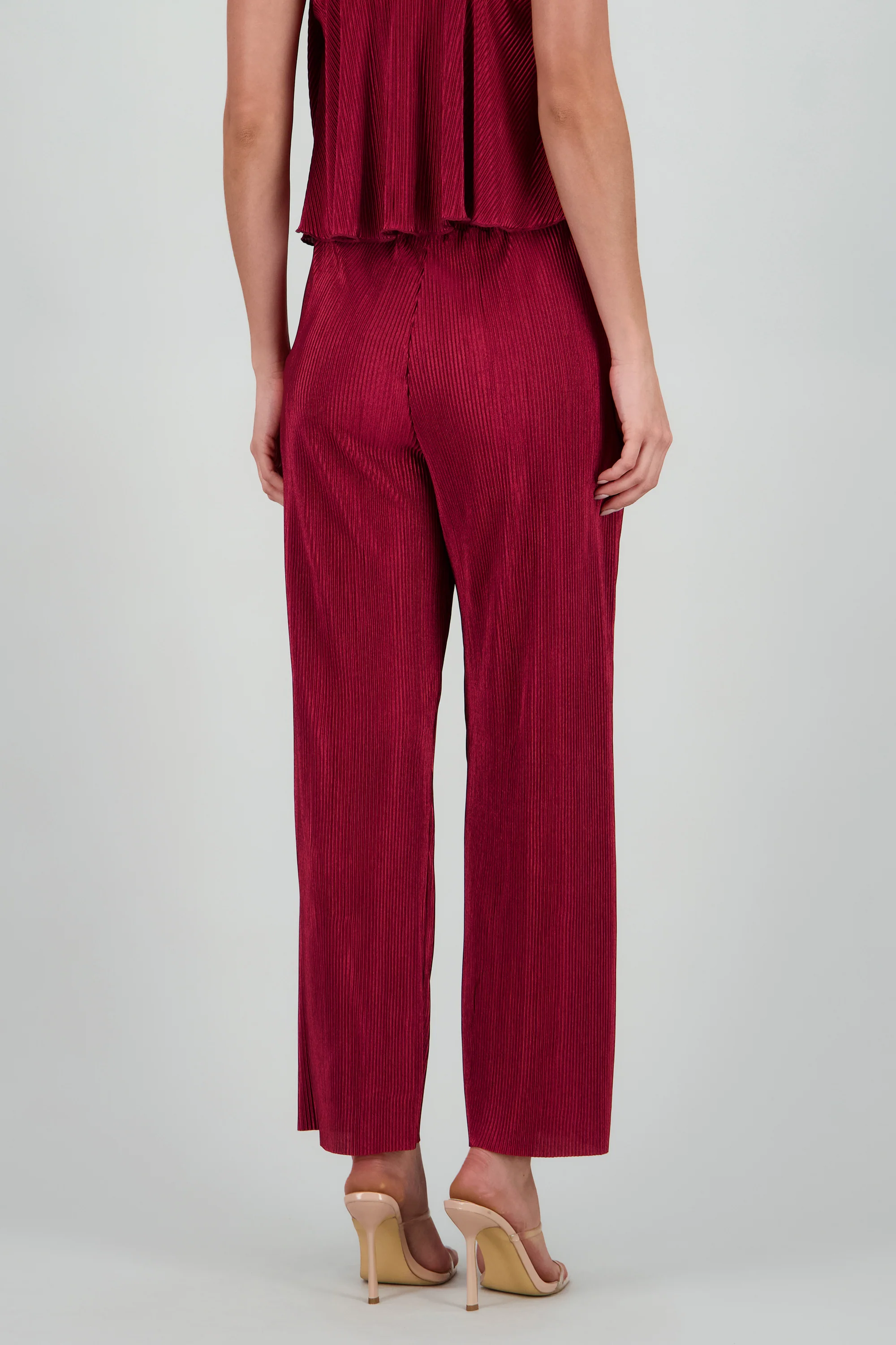 Pantalon amplio fluido detalle plisado - Image 4