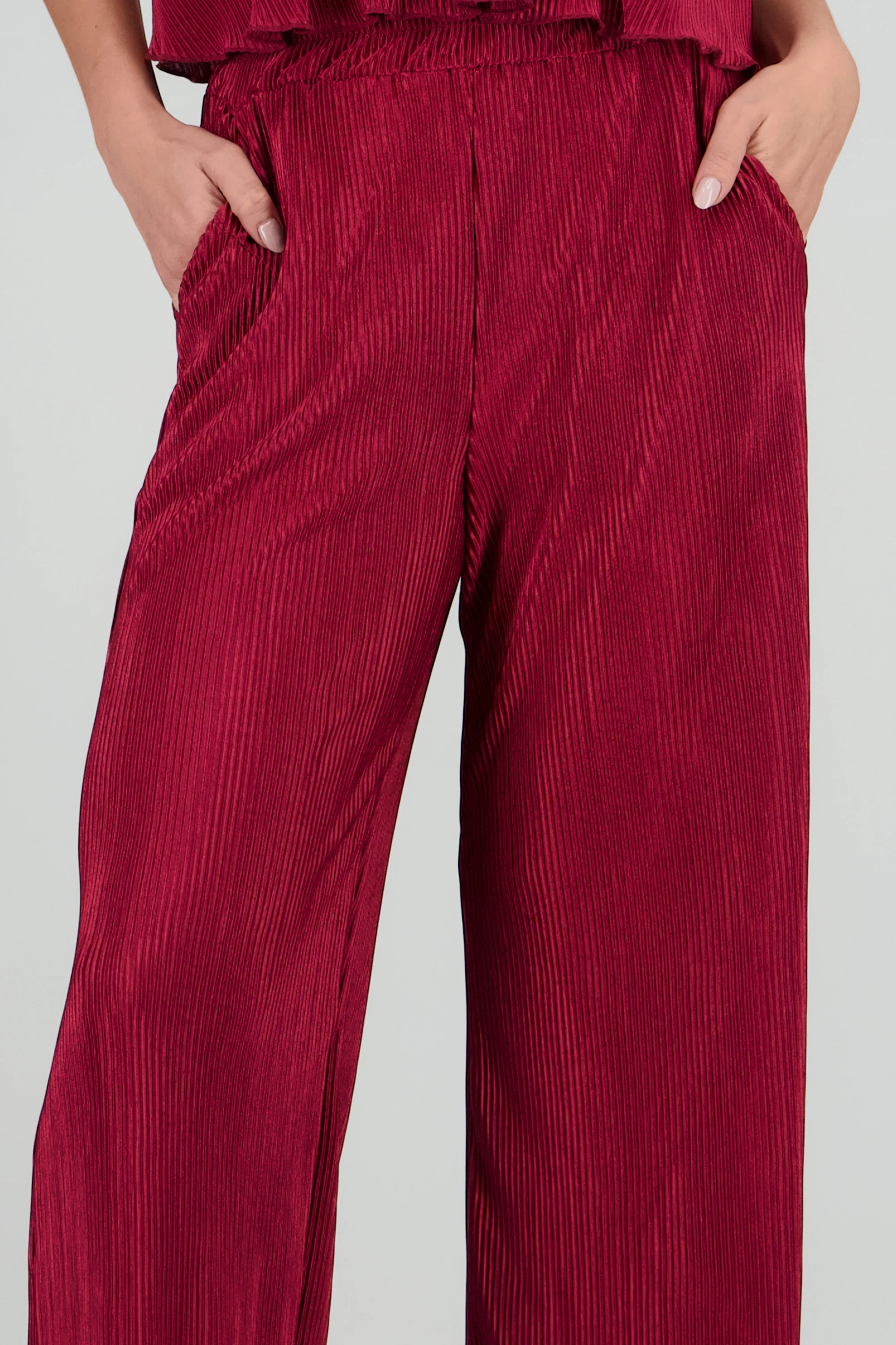 Pantalon amplio fluido detalle plisado - Image 5