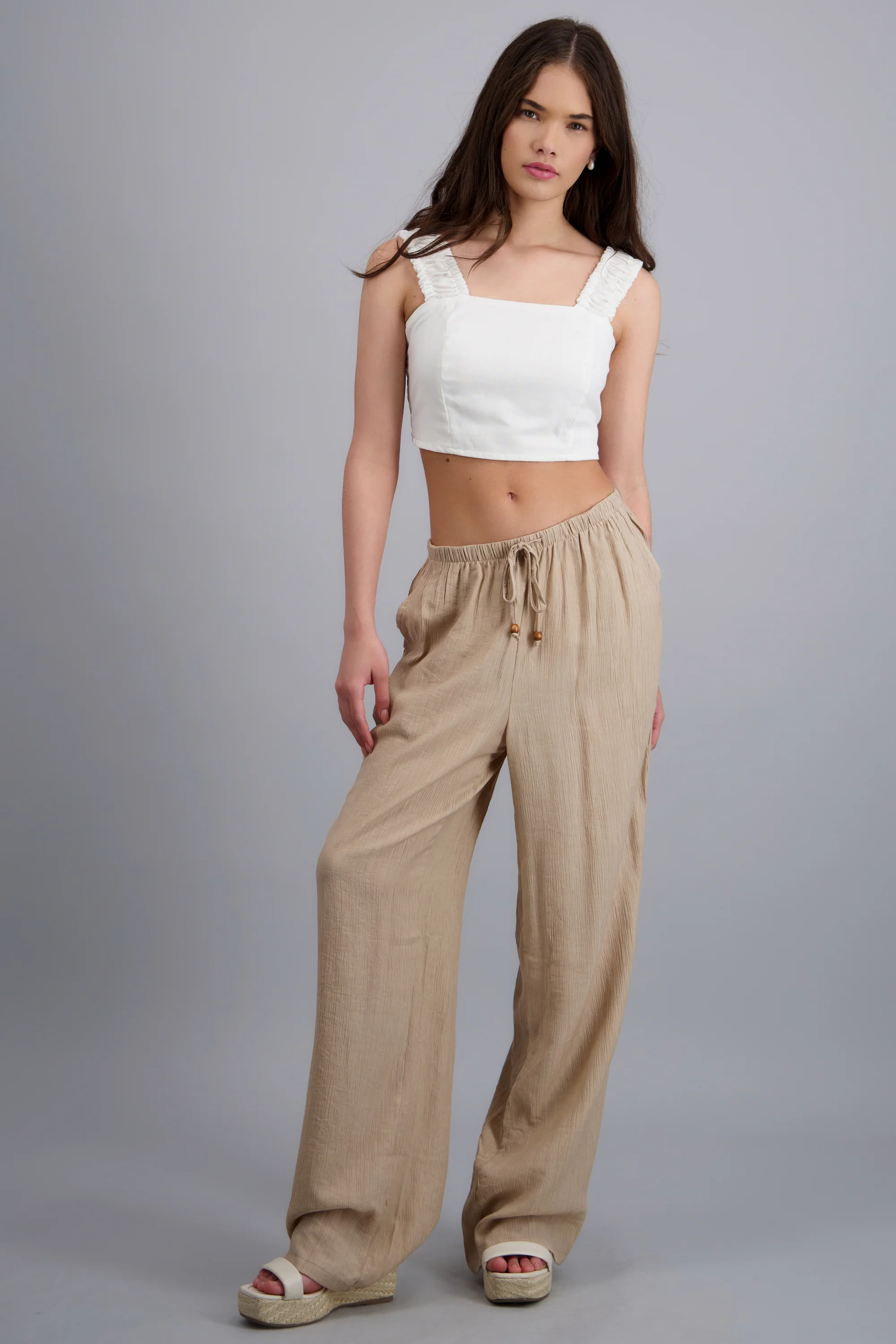 Pantalon amplio jareta detalle cuentas