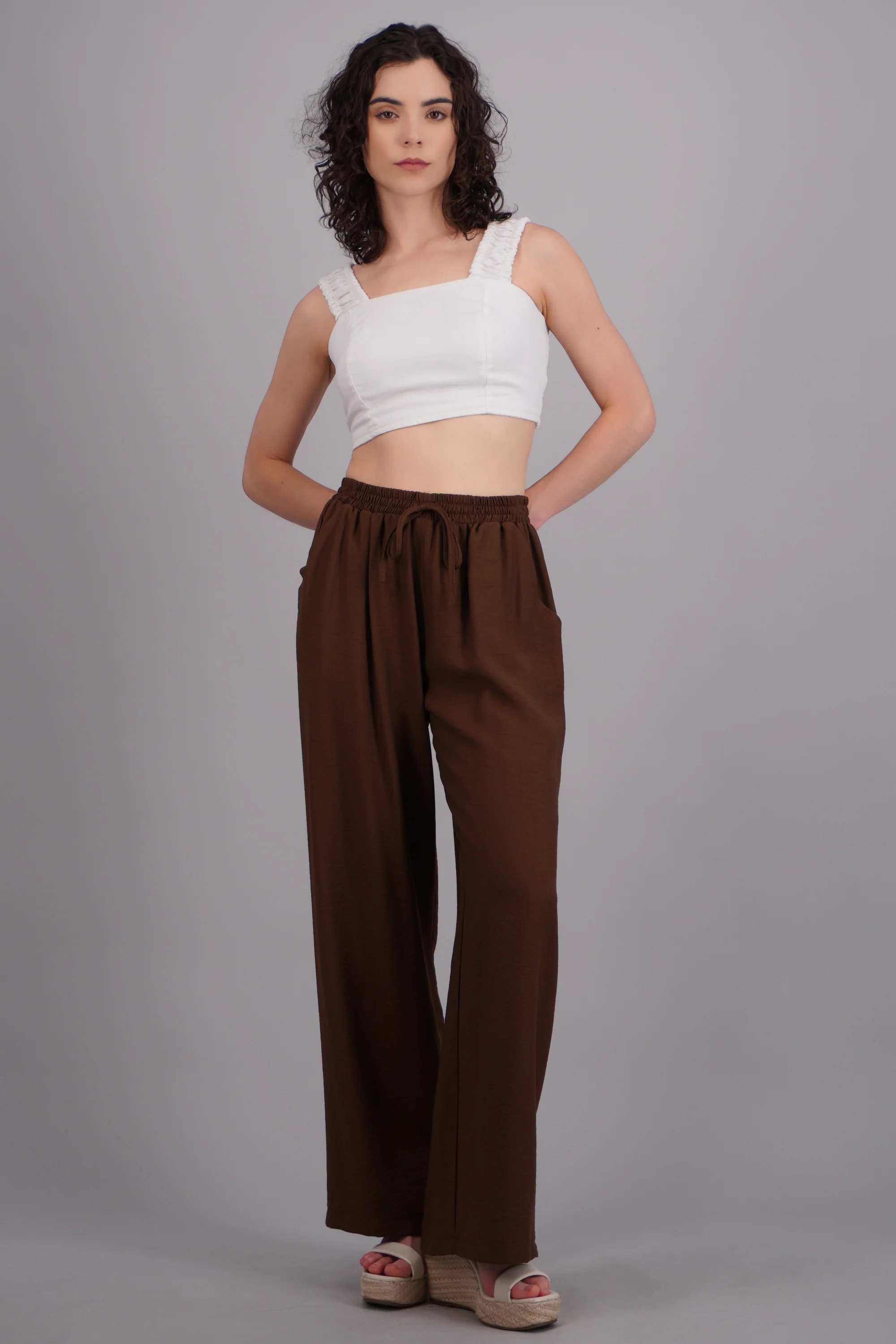 Pantalon amplio liso con resorte - Image 3