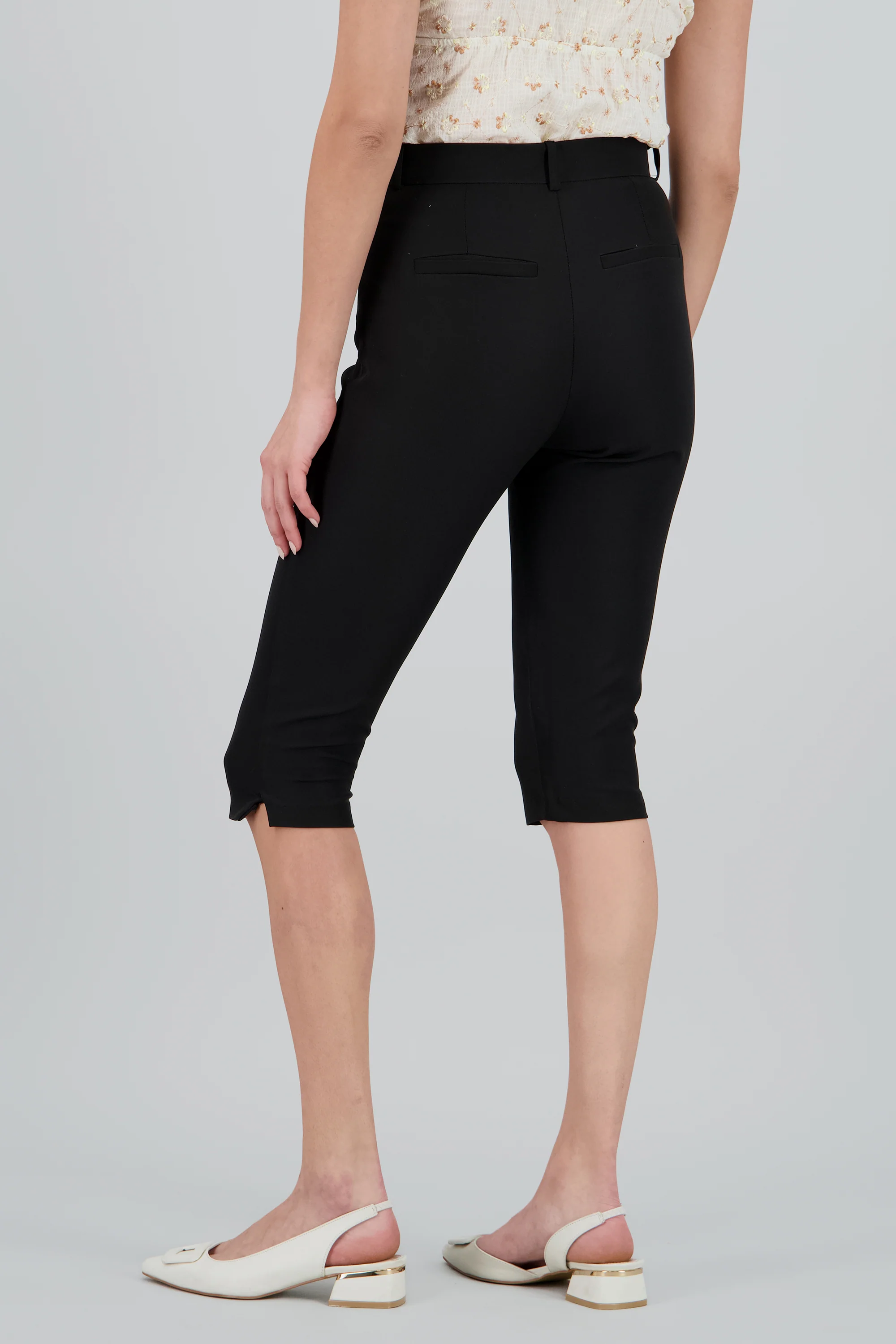 Pantalon capri liso - Image 4