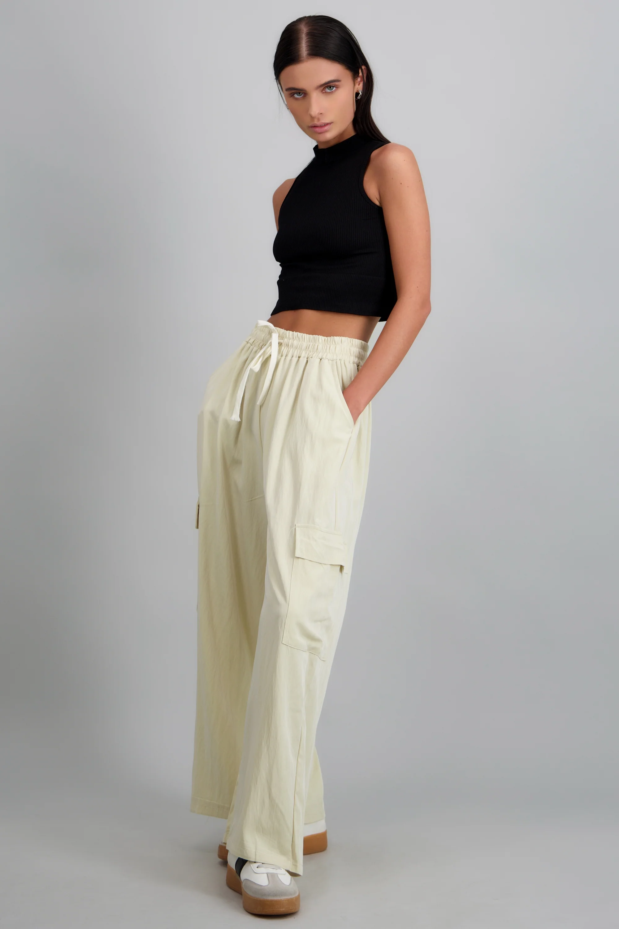 Pantalón cargo wide leg