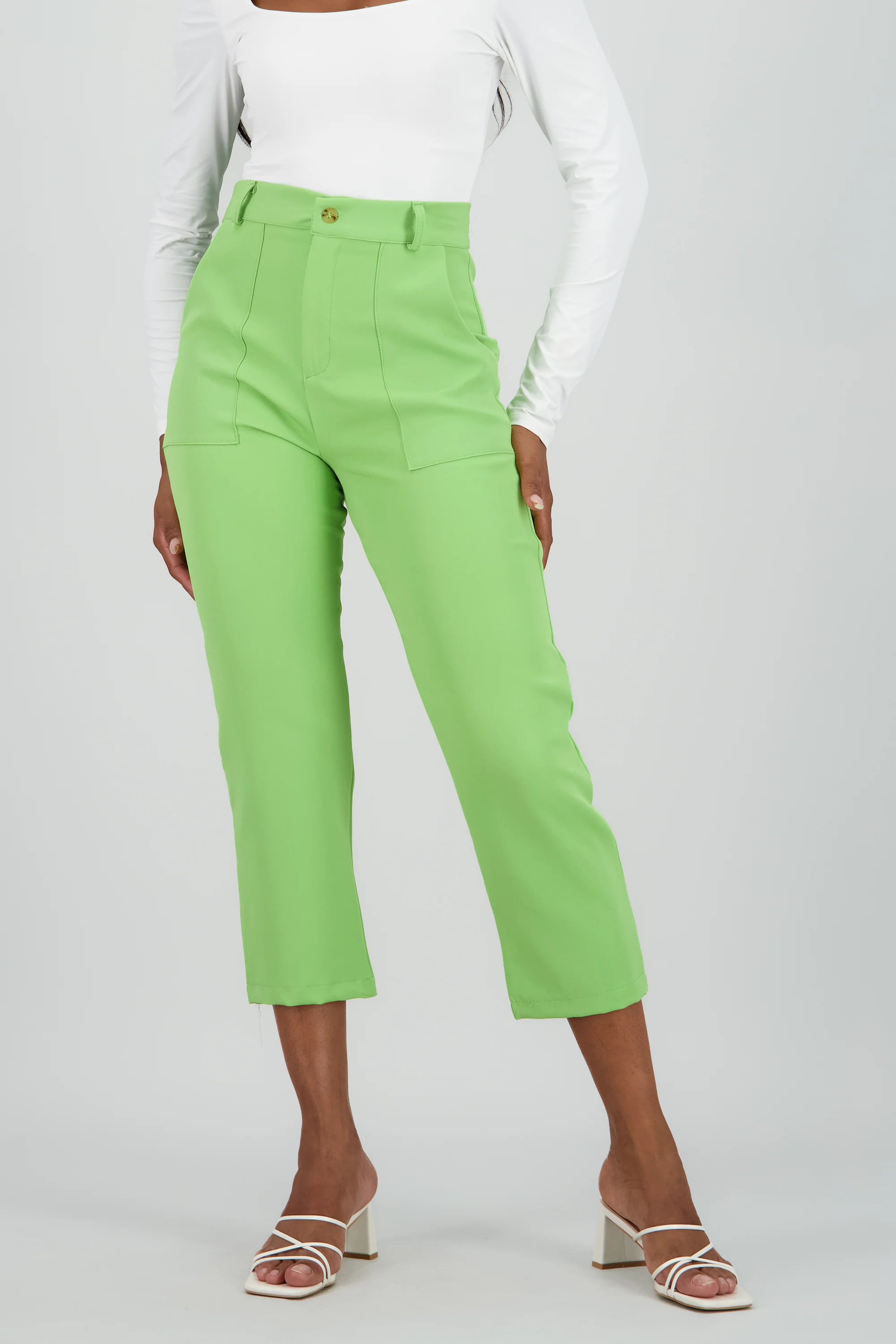 Pantalón Cintura Alta Capri Bolsas - Image 2