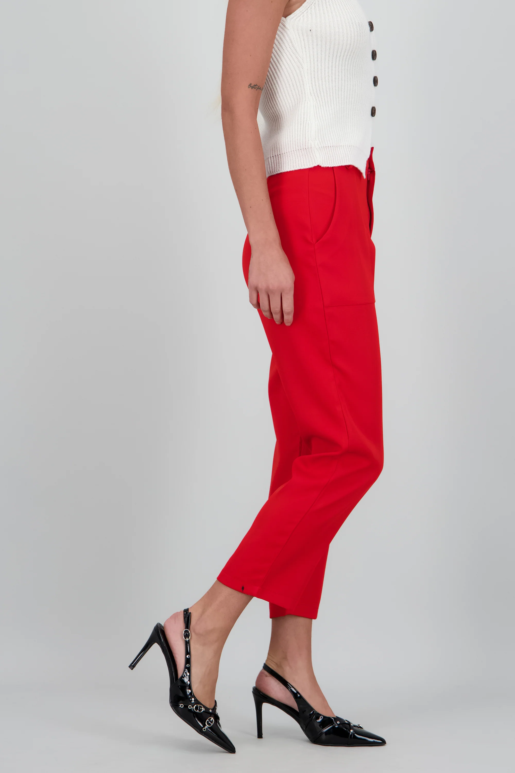 PANTALON CON BOLSAS - Image 4
