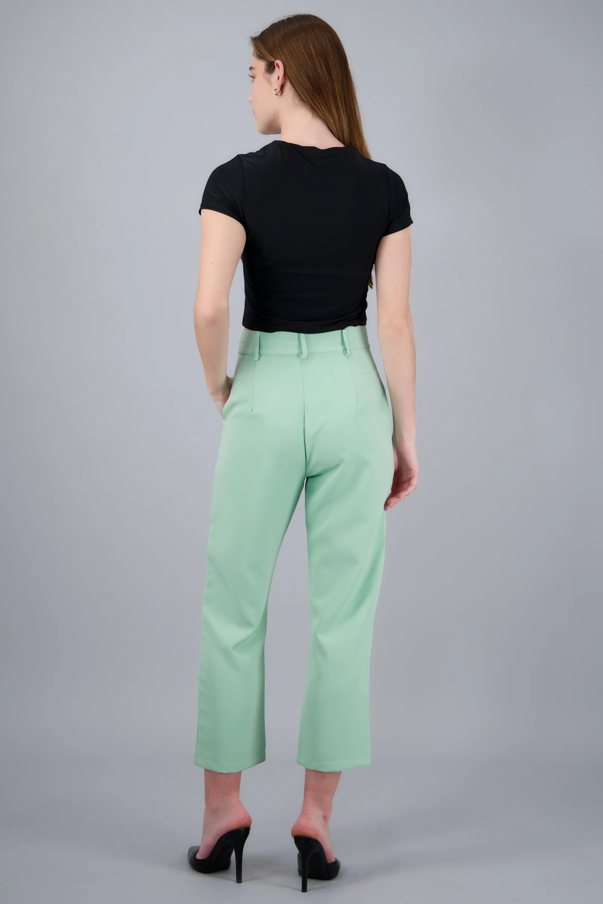 Pantalón Cintura Alta Capri Bolsas - Image 4