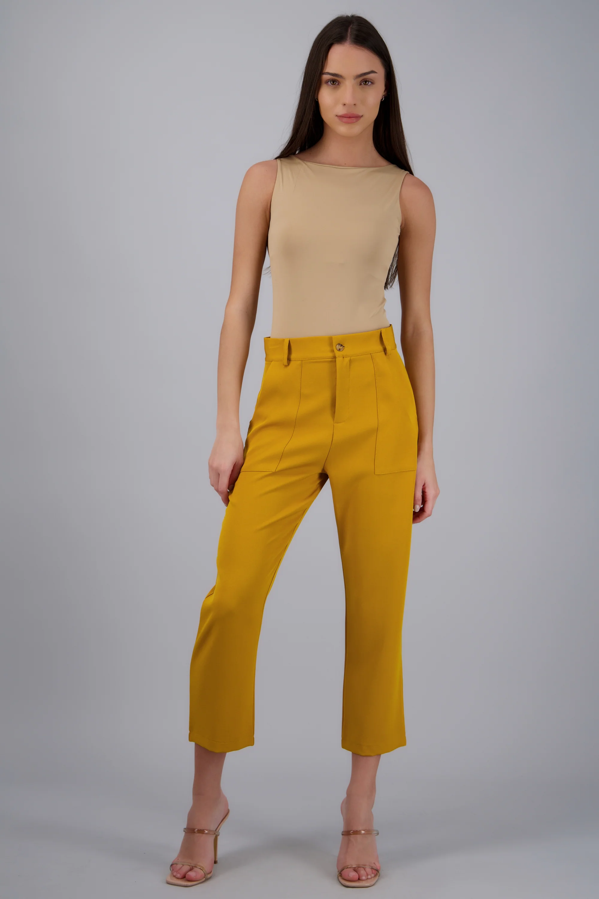 Pantalón Cintura Alta Capri Bolsas
