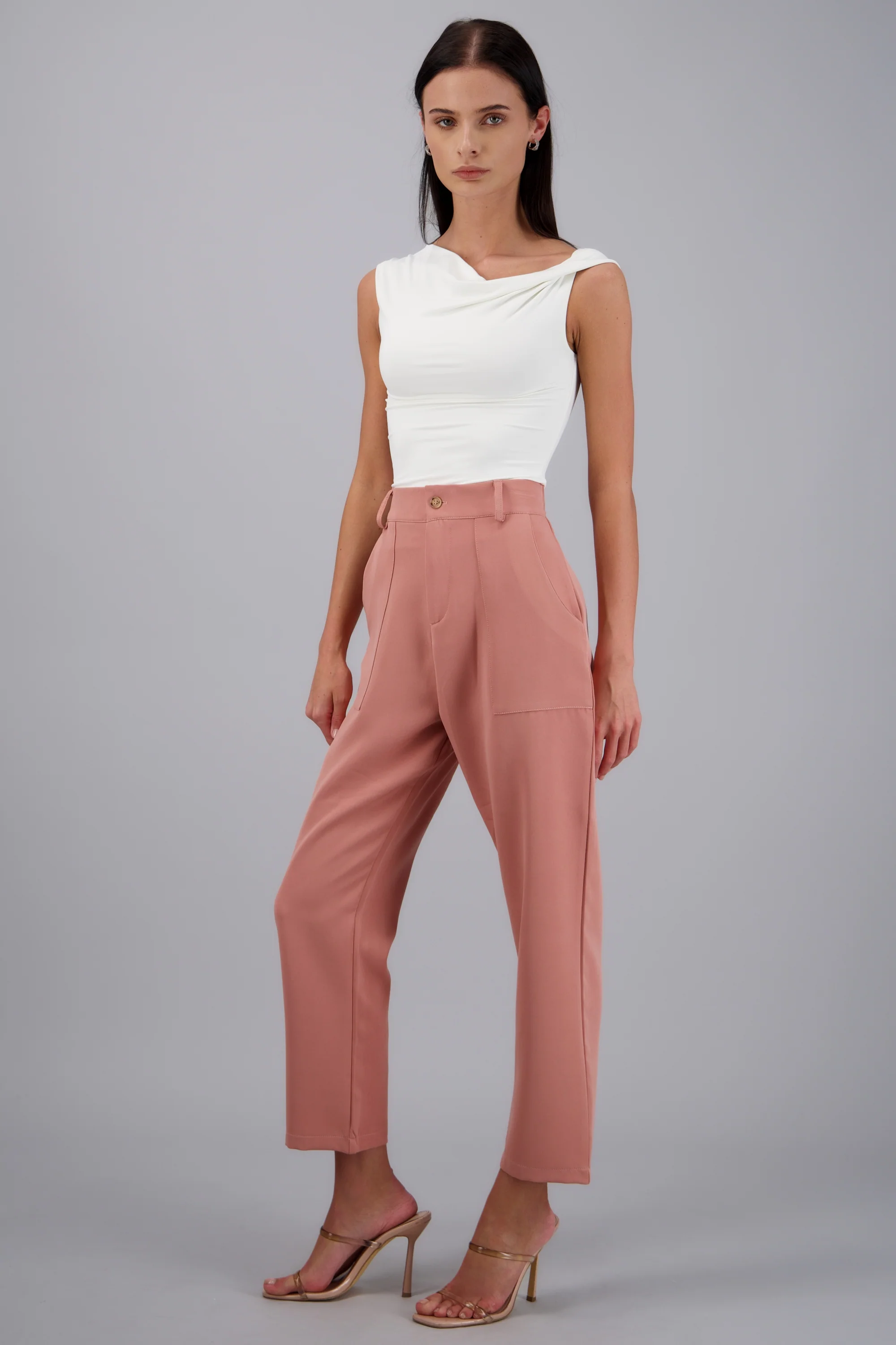 Pantalón Cintura Alta Capri Bolsas - Image 3
