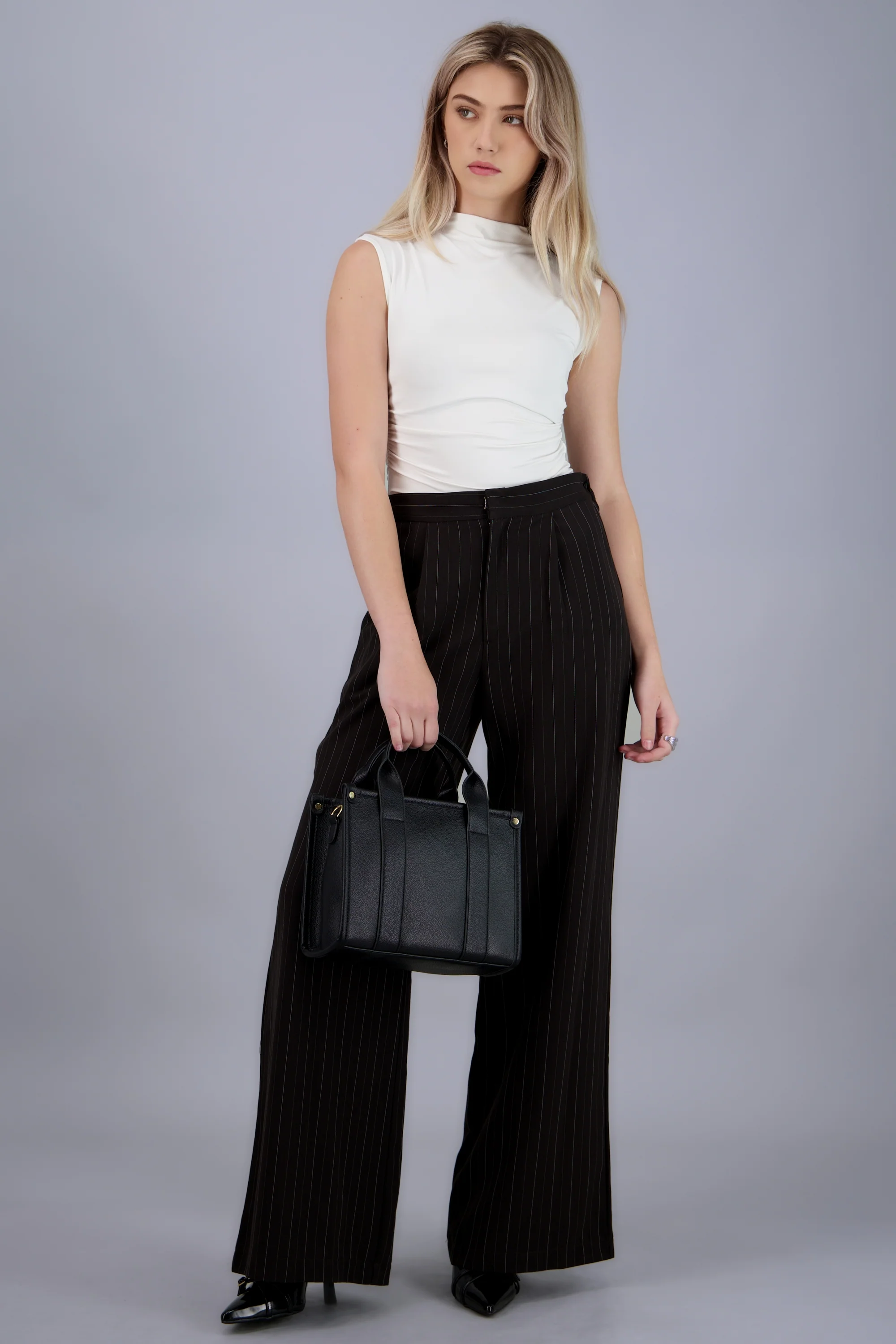 Pantalon de rayas amplio