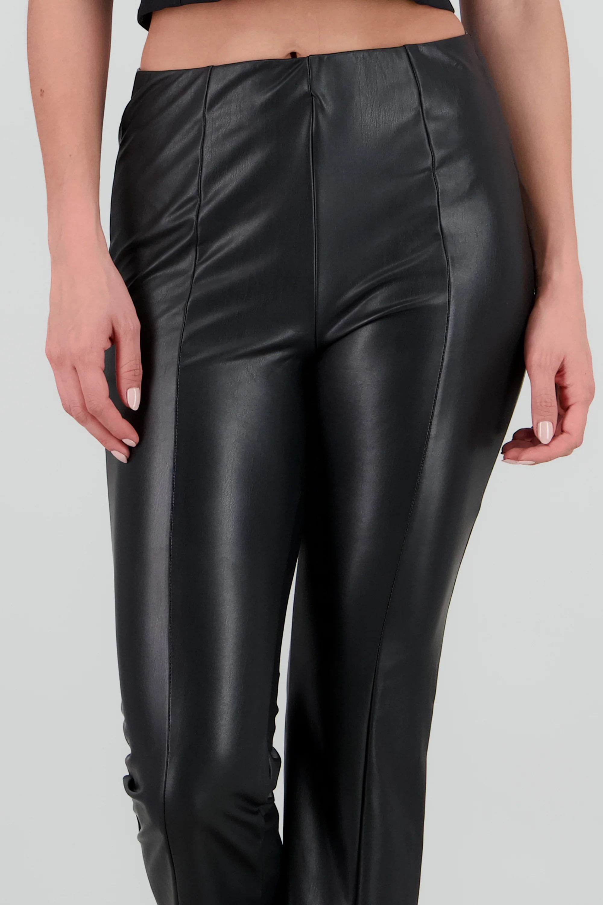Pantalon efecto piel - Image 5