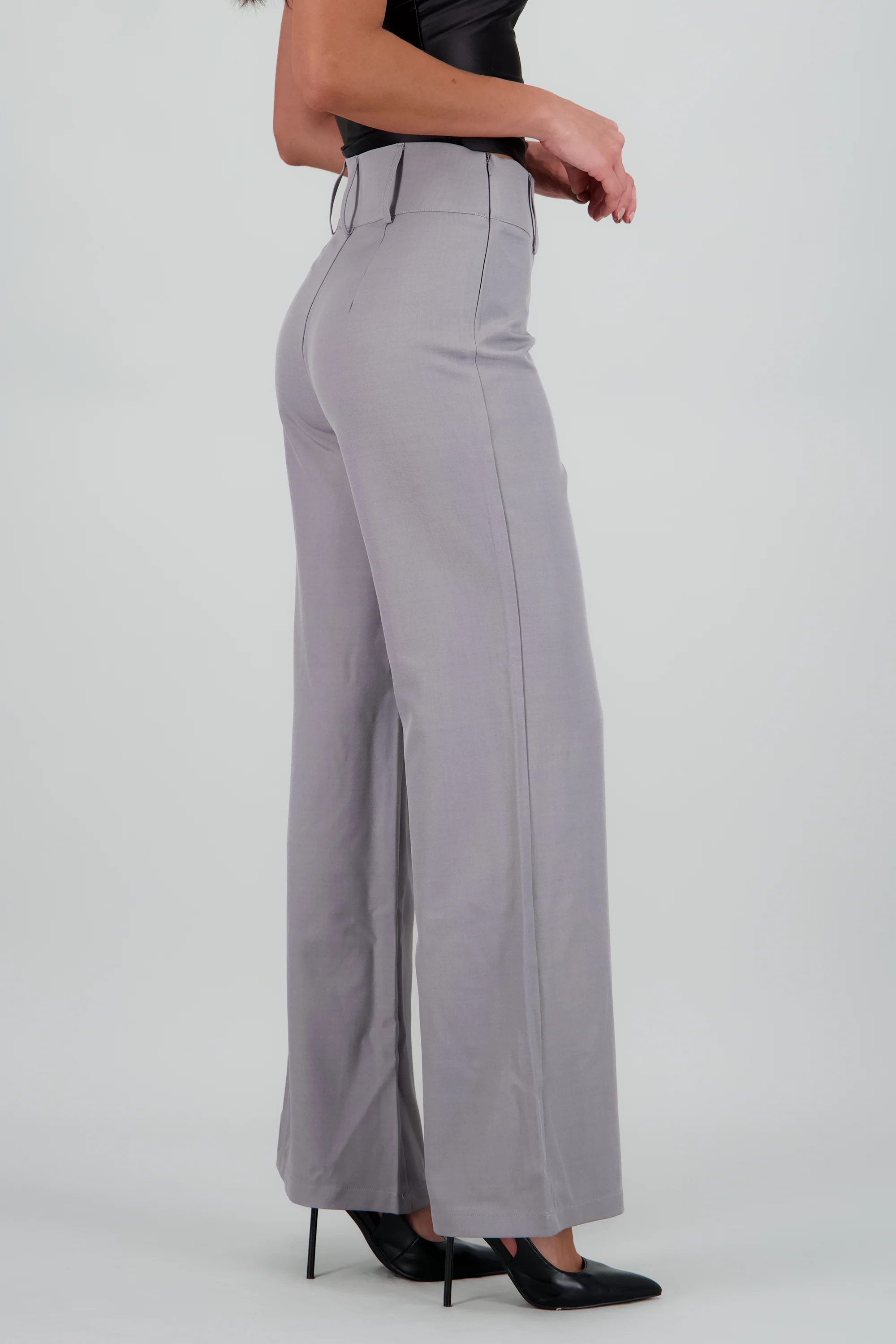 Pantalon flare liso detalle pretina ancha - Image 3