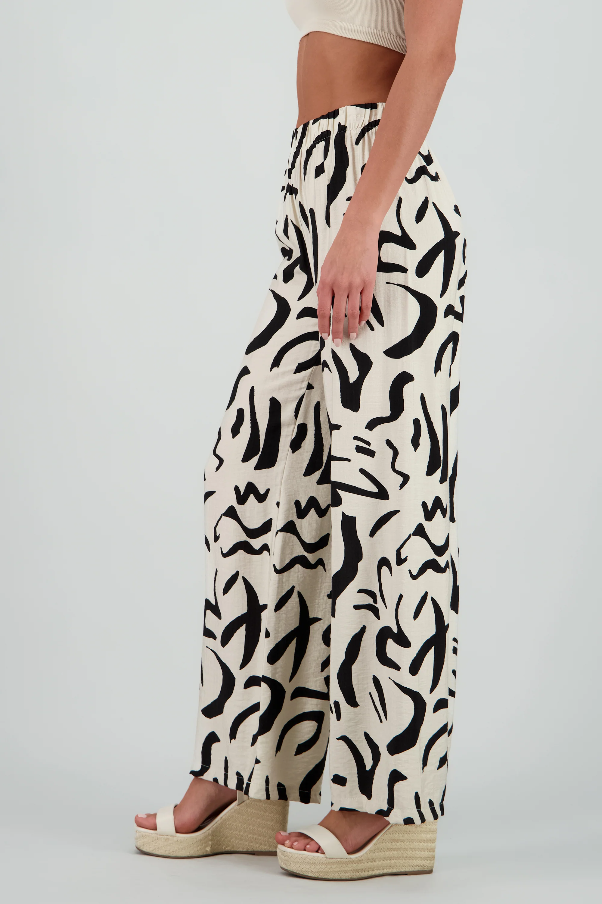Pantalon fluido detalle estampado - Image 3