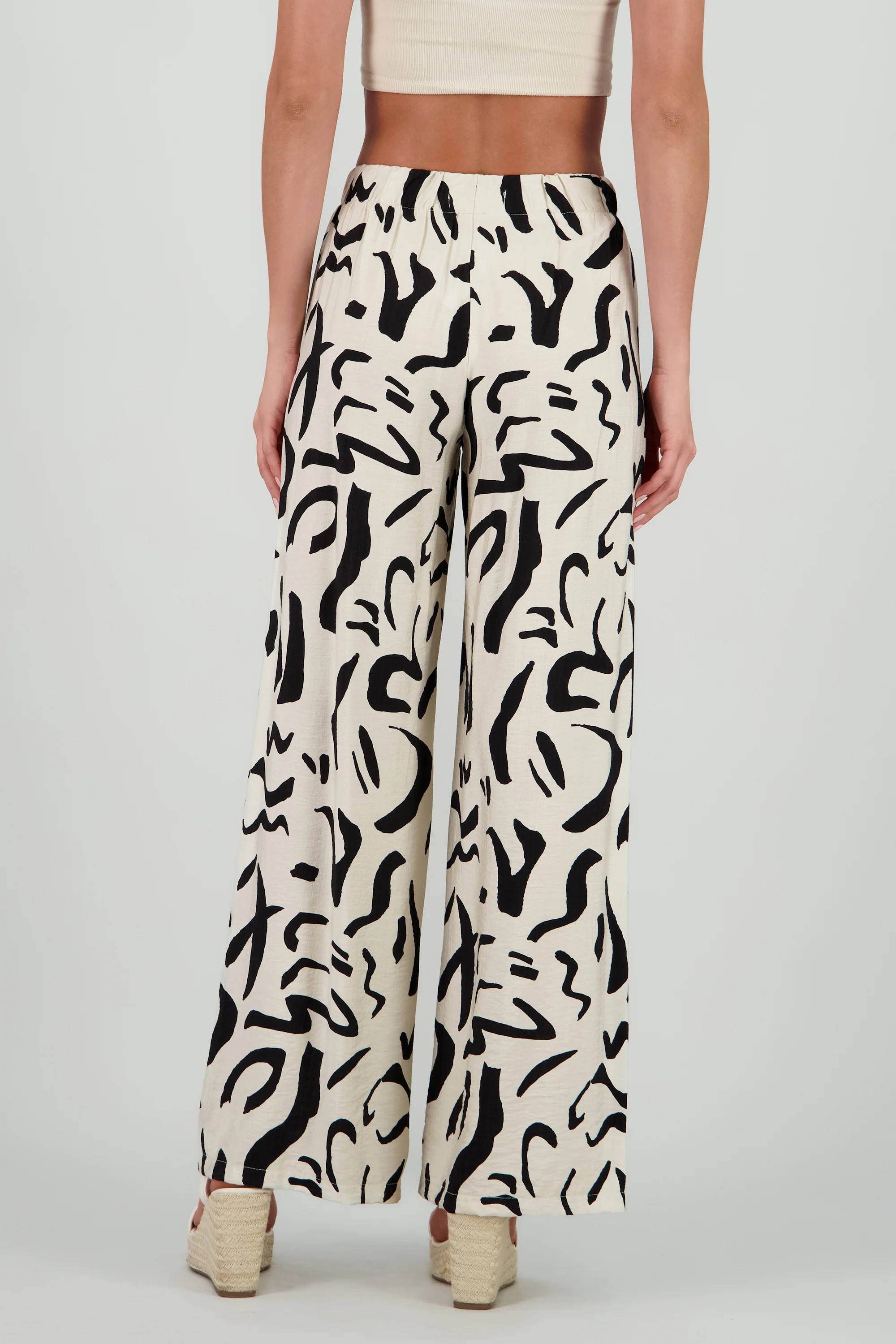 Pantalon fluido detalle estampado - Image 4