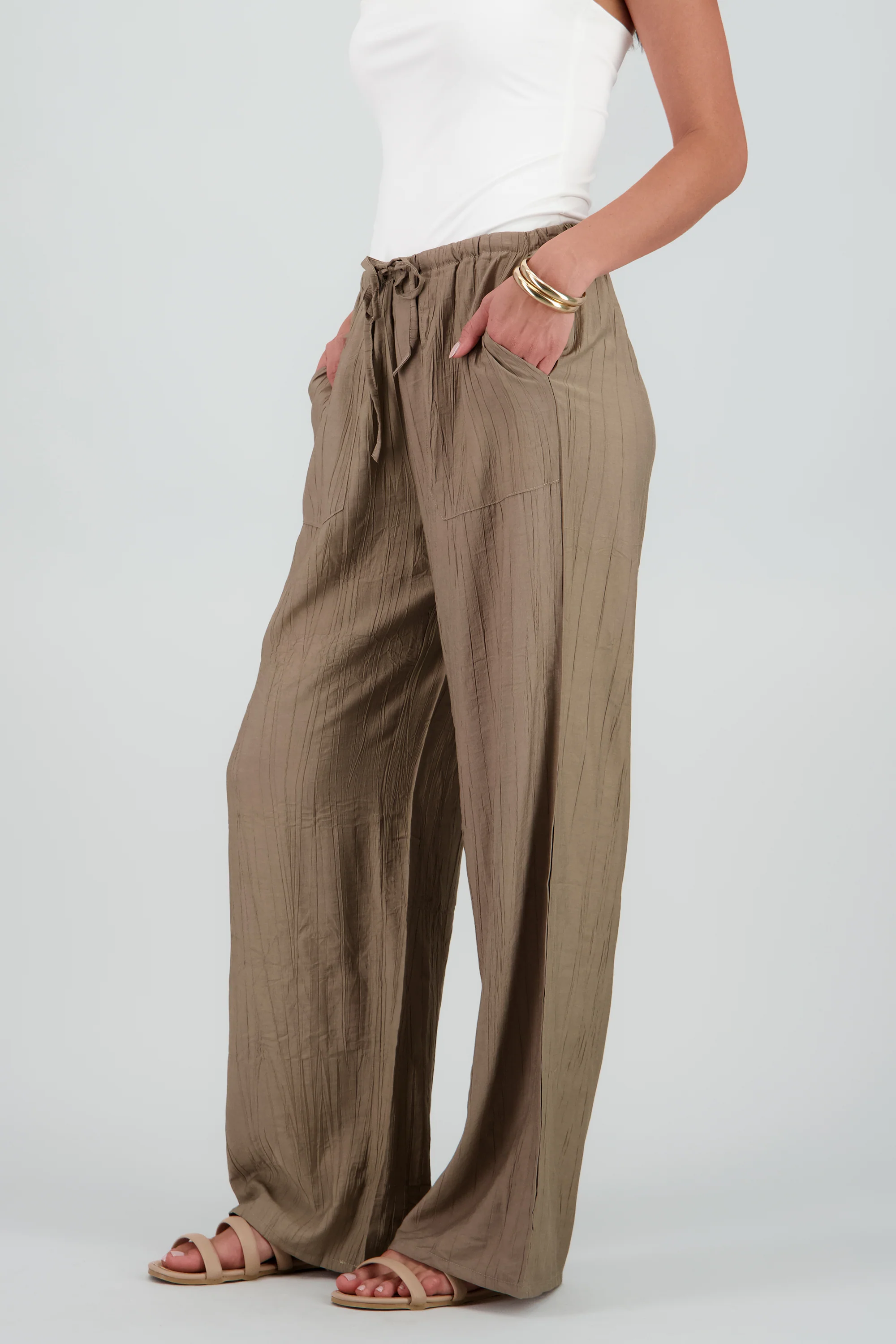 Pantalón fluido detalle jareta funcional - Image 3