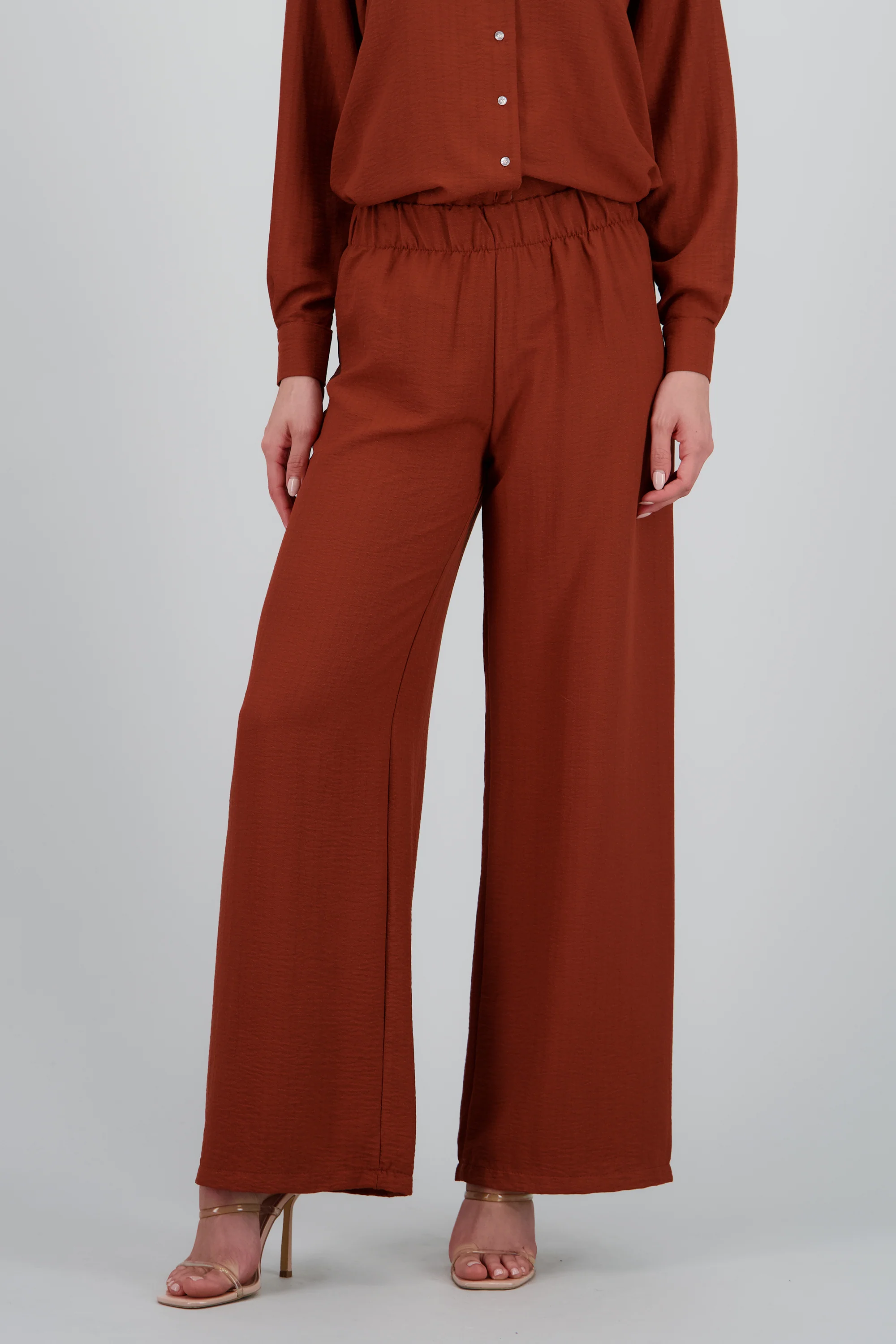 Pantalon fluido detalle textura - Image 2