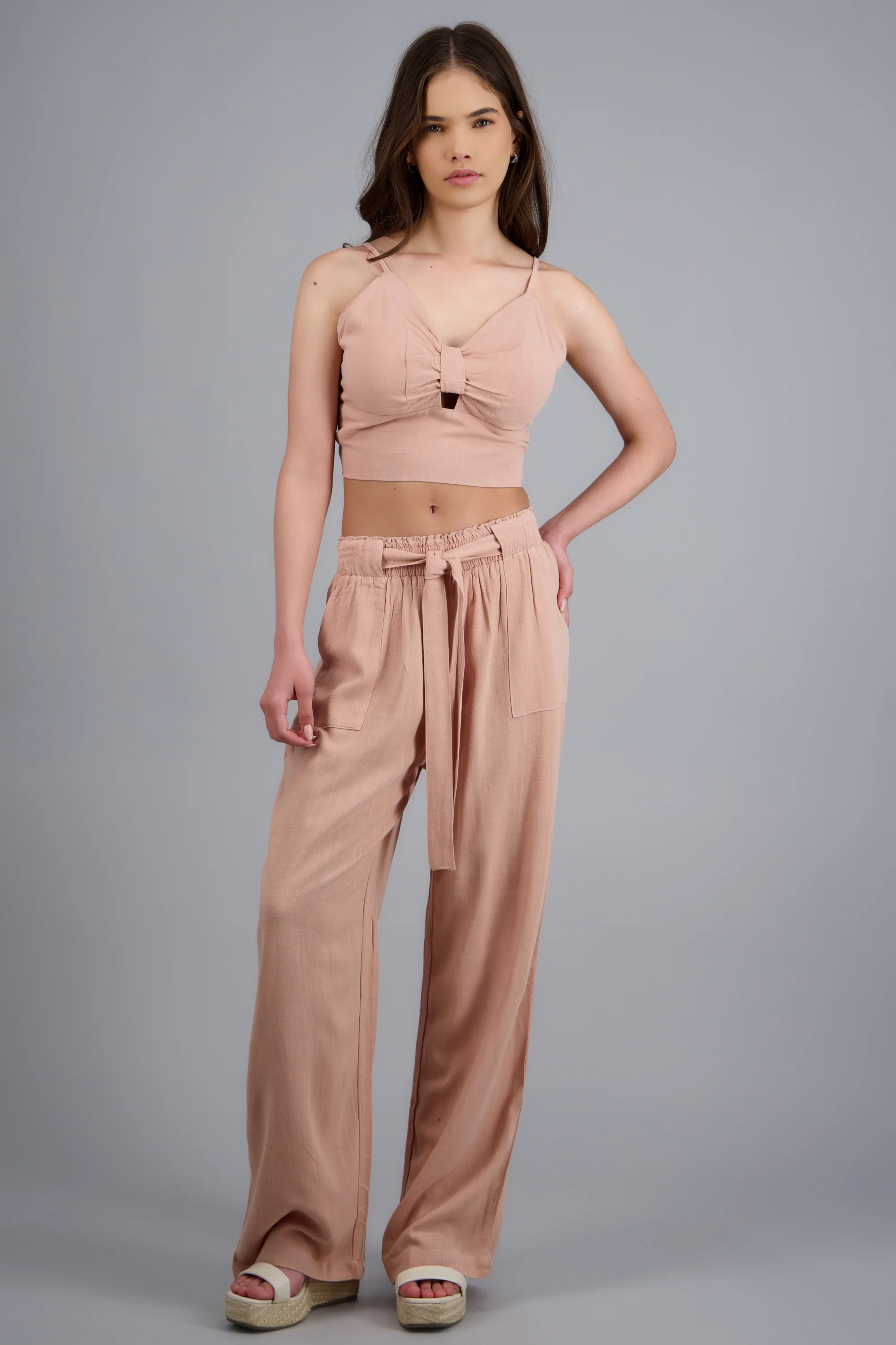 Pantalon lino detalle cinturon
