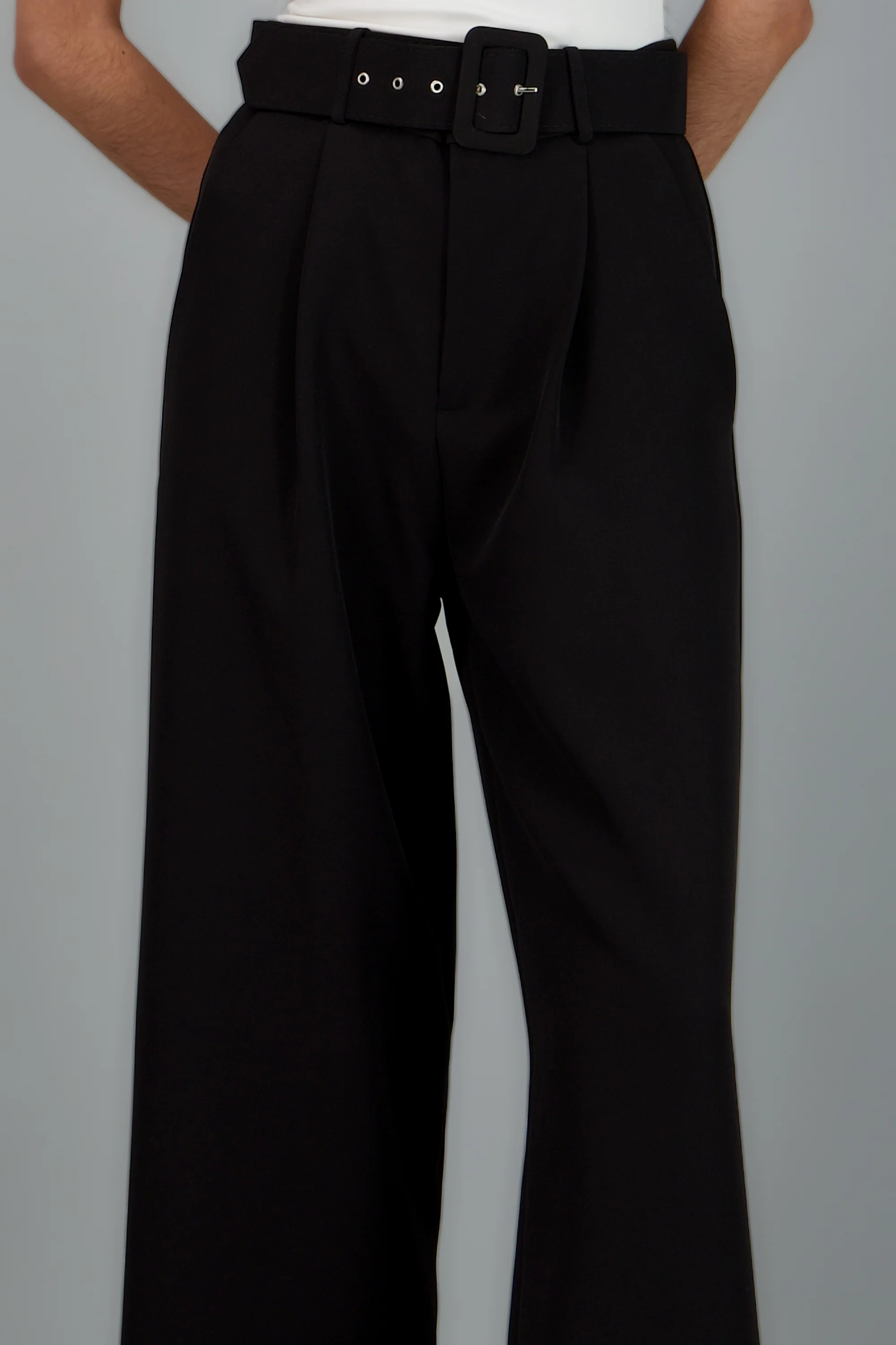 Pantalón liso cinturón - Image 5