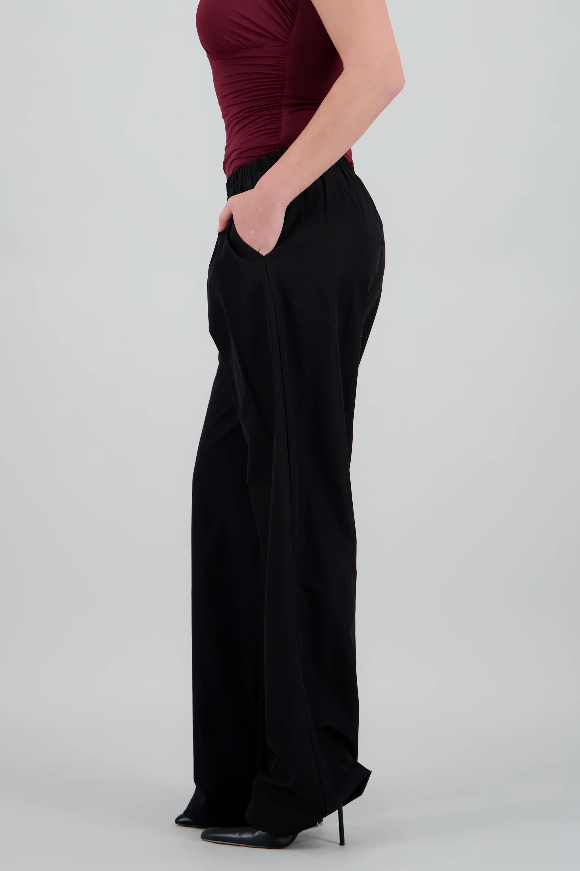 Pantalon liso recto detalle pretina - Image 3