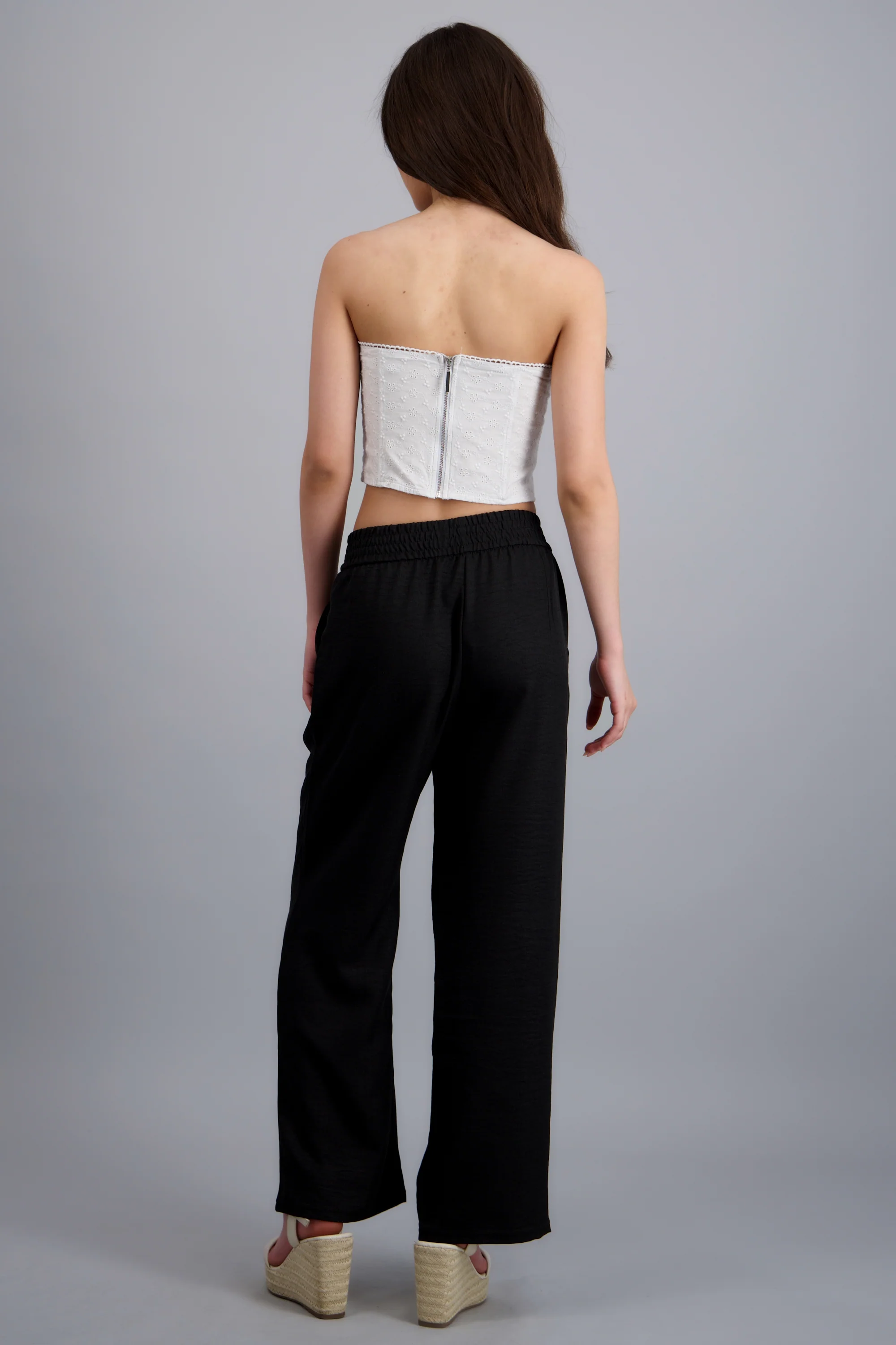 Pantalon liso textura - Image 4