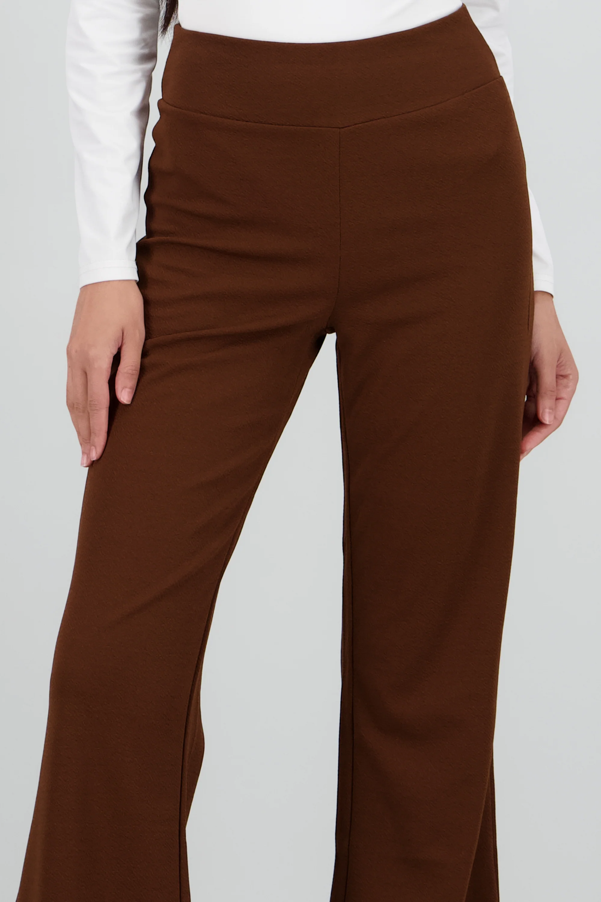 Pantalon pierna ancha liso - Image 5
