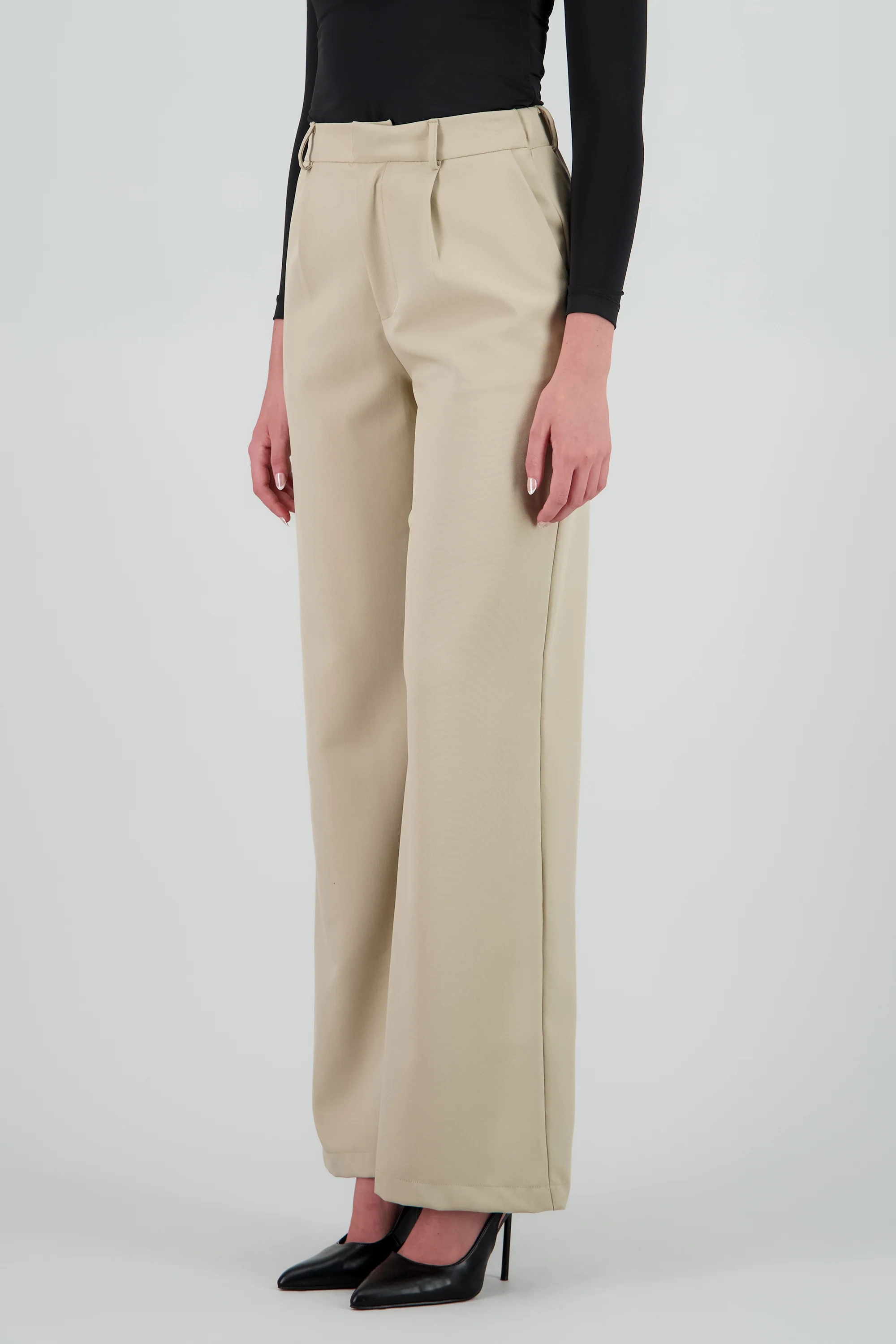 Pantalon pinzas amplio - Image 3