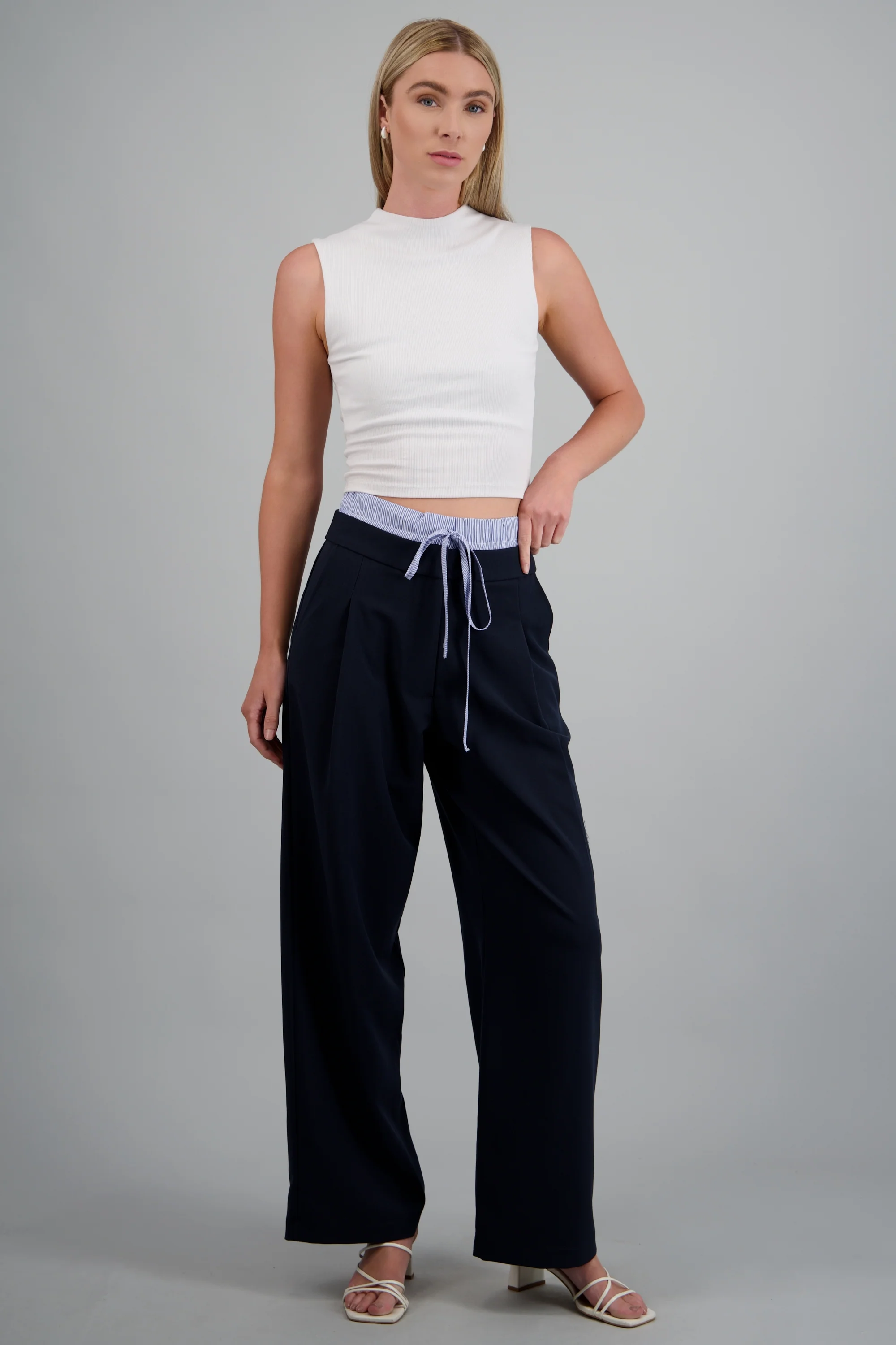 Pantalon pretina contraste jareta funcional - Image 2