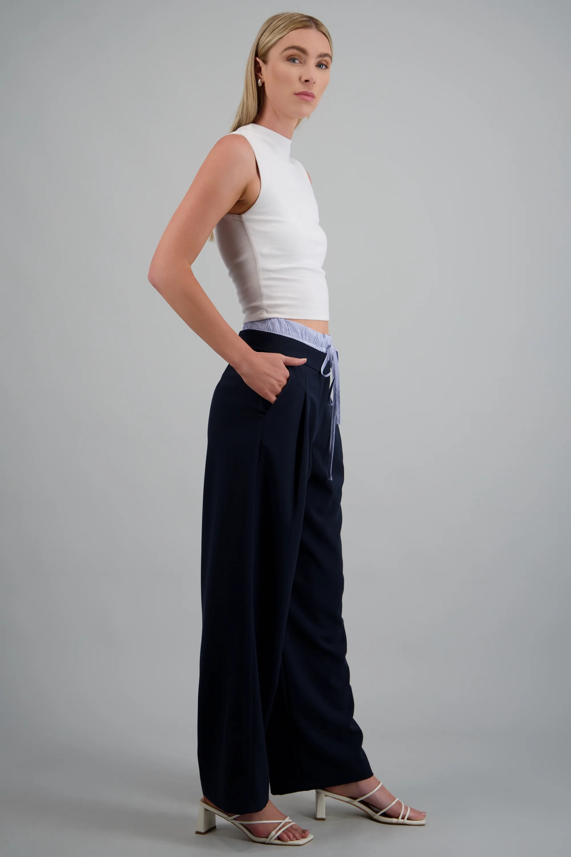 Pantalon pretina contraste jareta funcional - Image 3