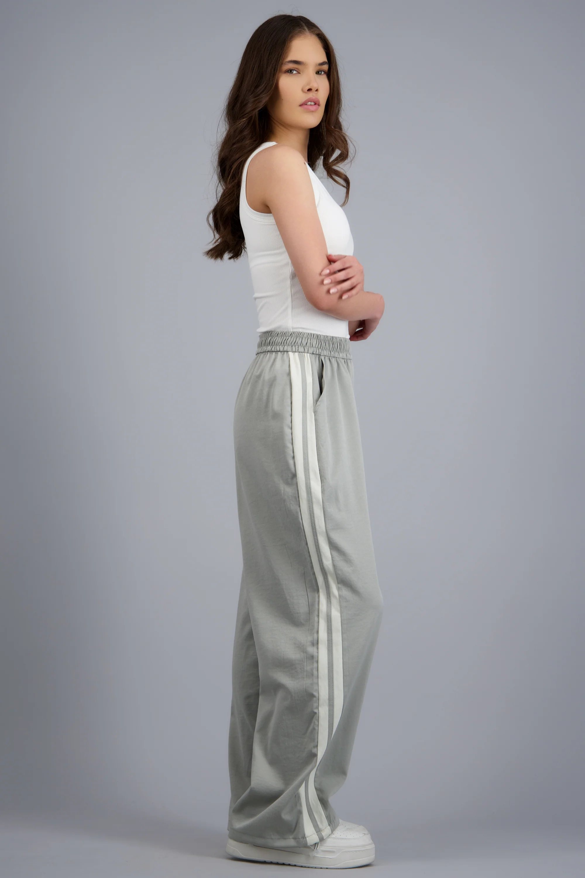 Pantalon rayas en costados - Image 2