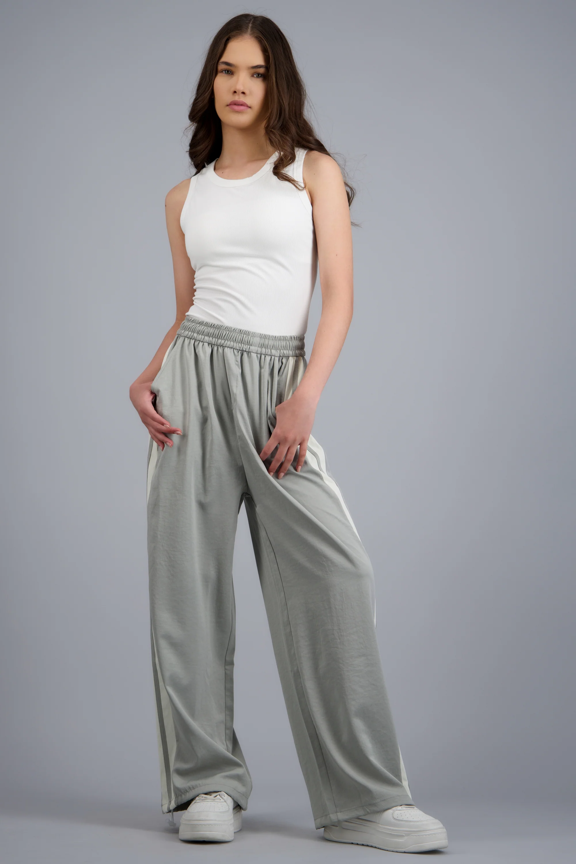 Pantalon rayas en costados - Image 3