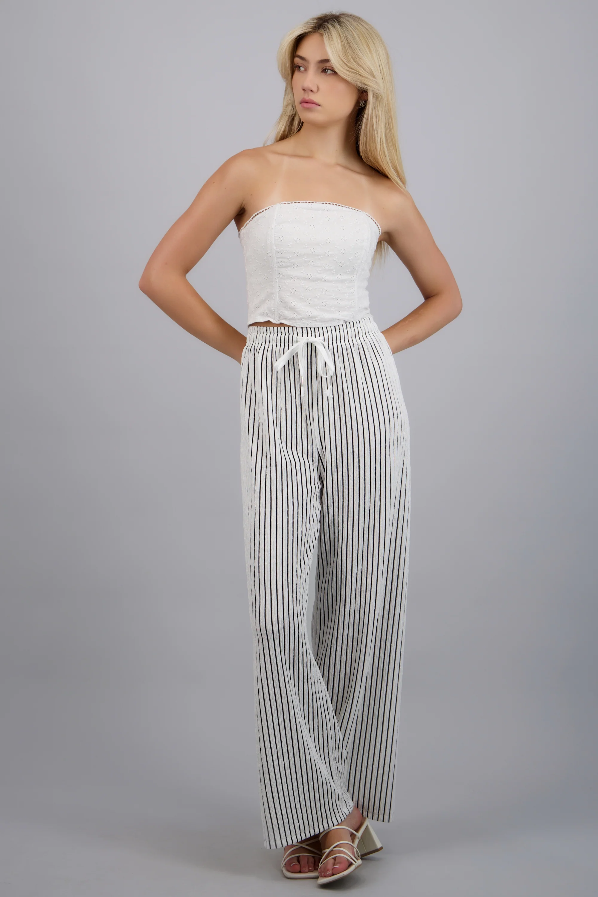 Pantalon rayas fluido - Image 3