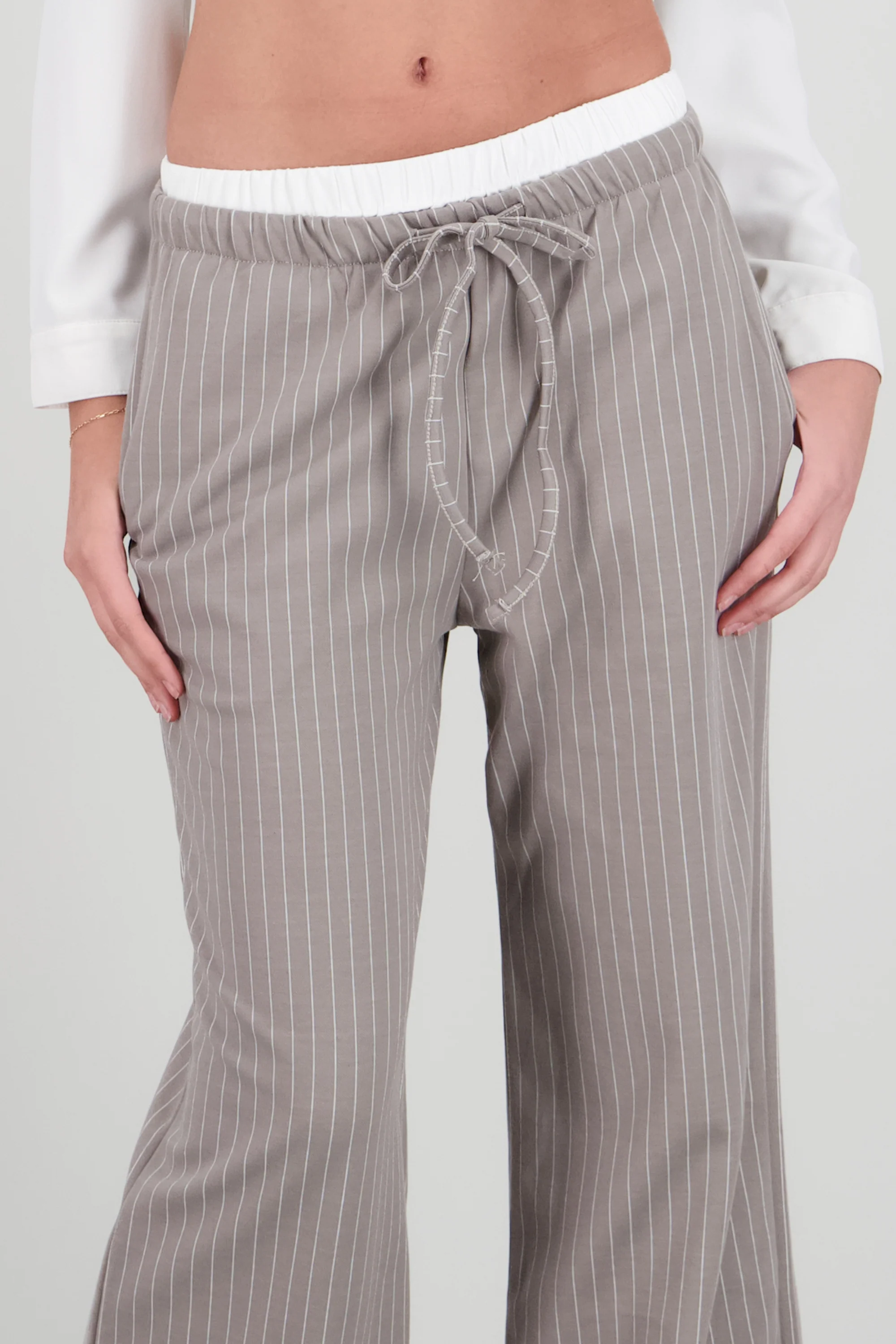 Pantalon rayas pretina contraste jareta - Image 5