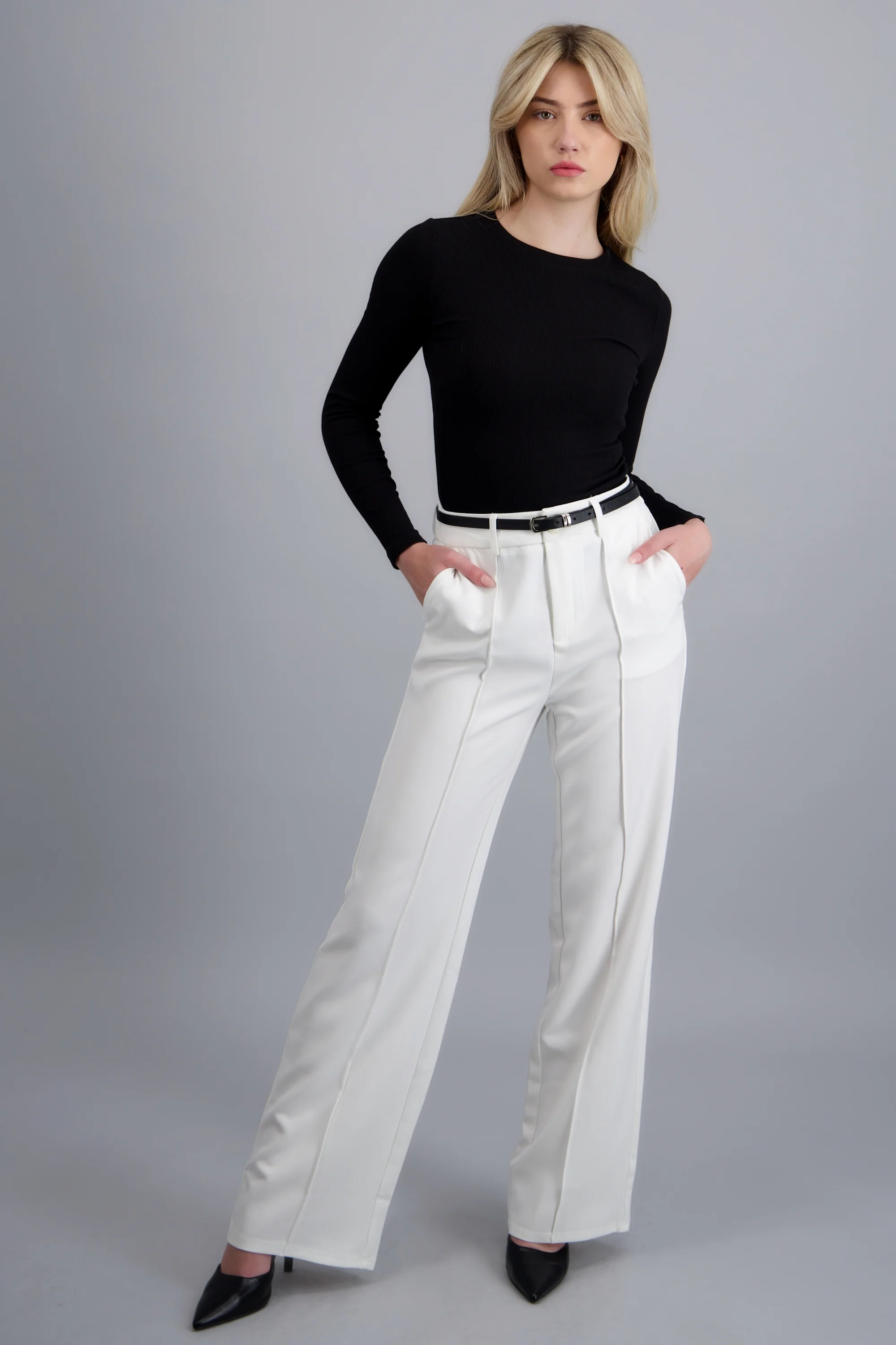 Pantalon recto con cinturon