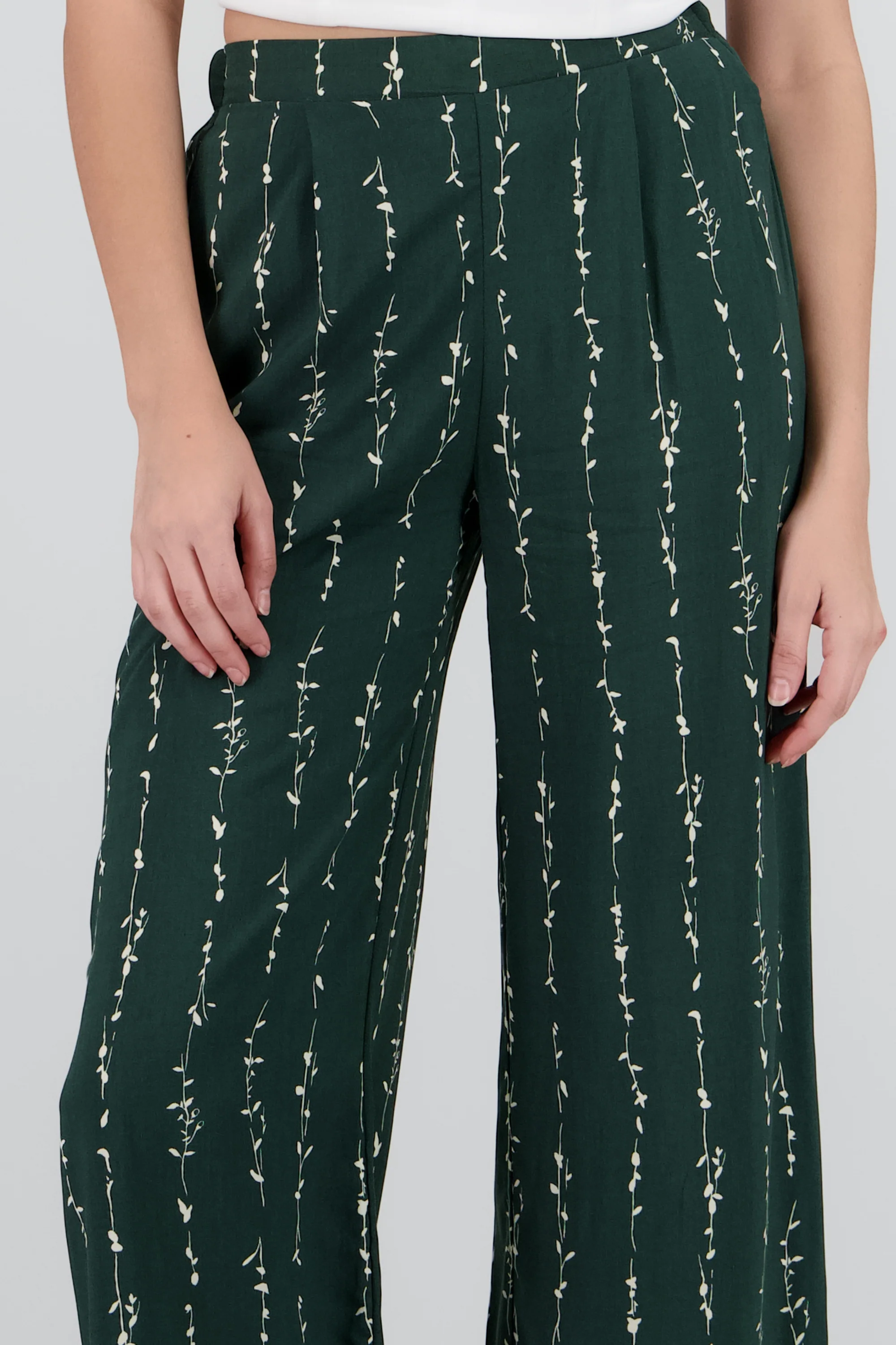 Pantalon recto con estampado flores - Image 5