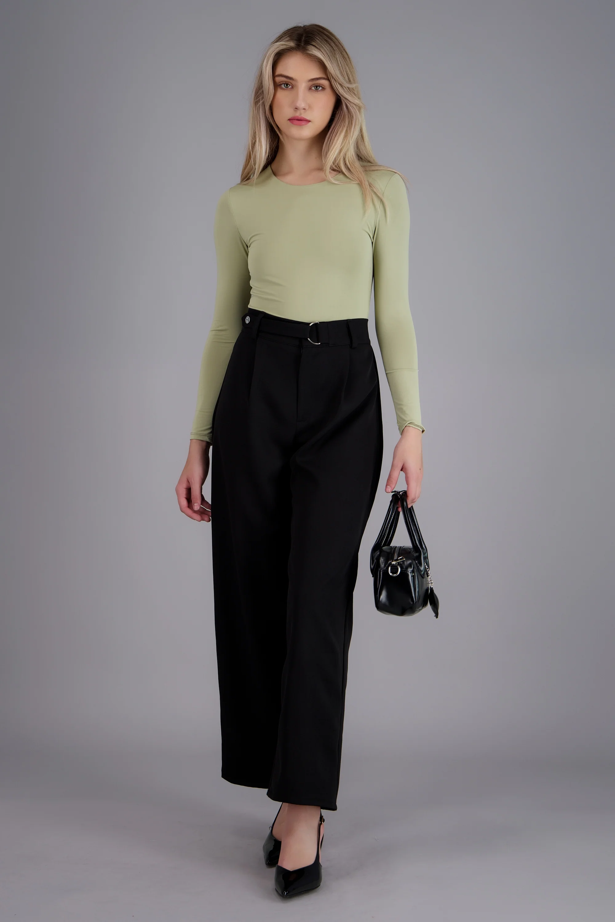 Pantalon recto con pinzas detalle cinturon - Image 2
