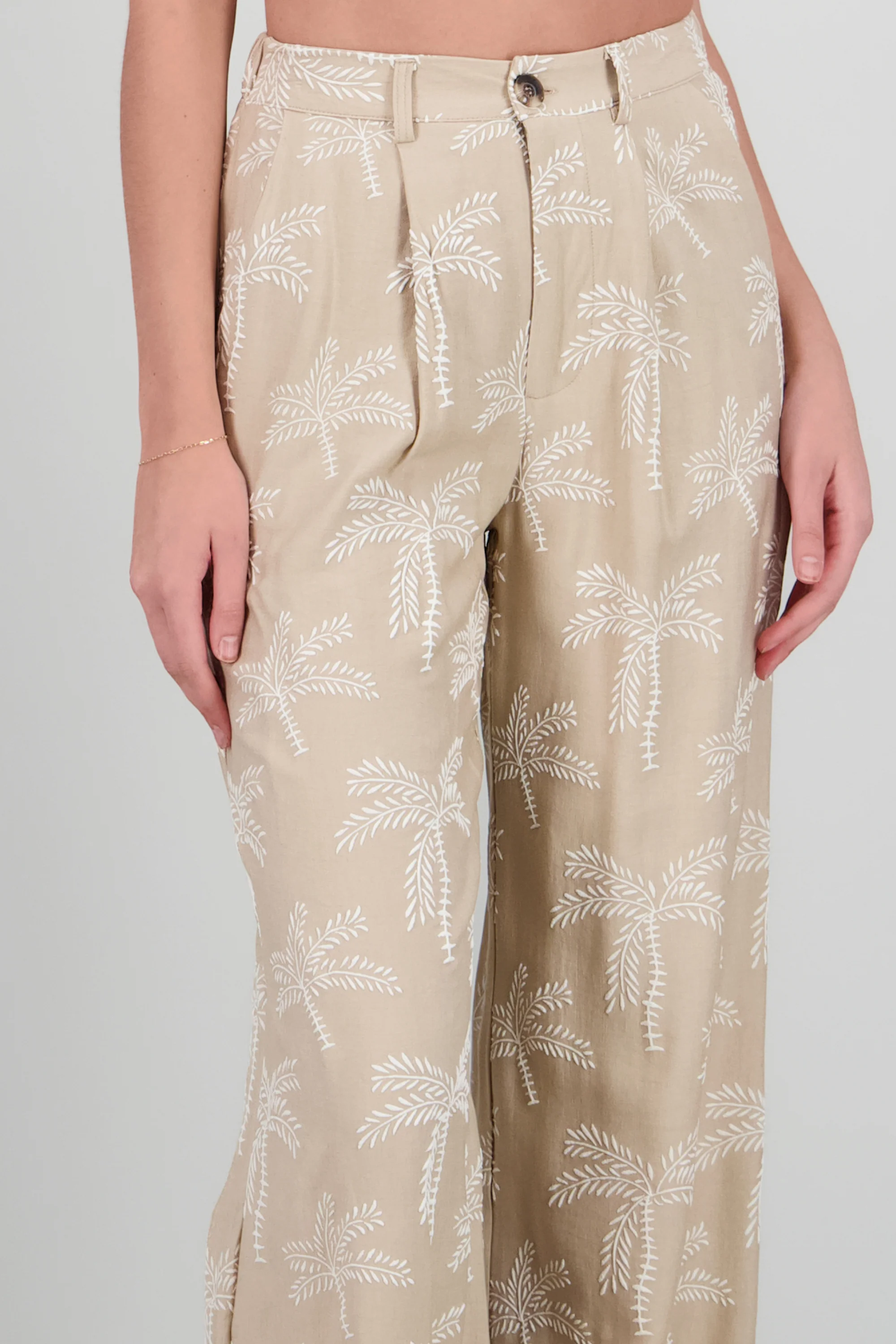 Pantalon recto estampado de palmeras - Image 5