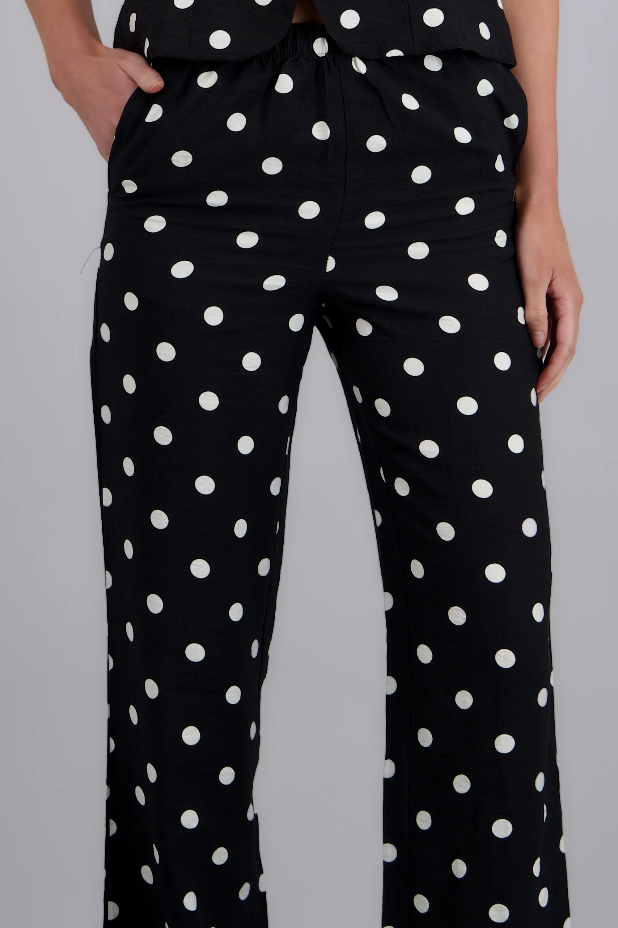 Pantalón recto polka dots - Image 5