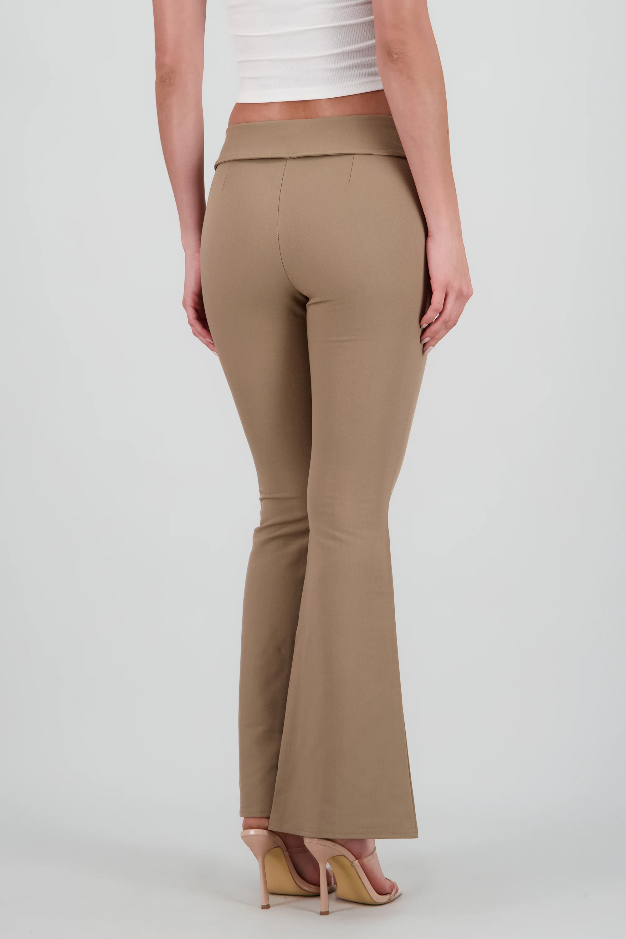 Pantalón sastreado detalle pretina - Image 4