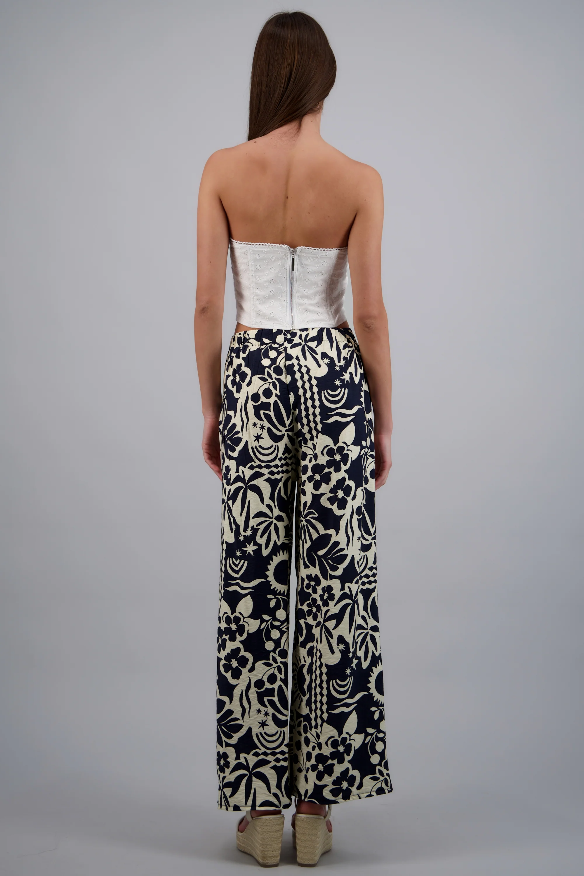 Pantalon suelto estampado - Image 4