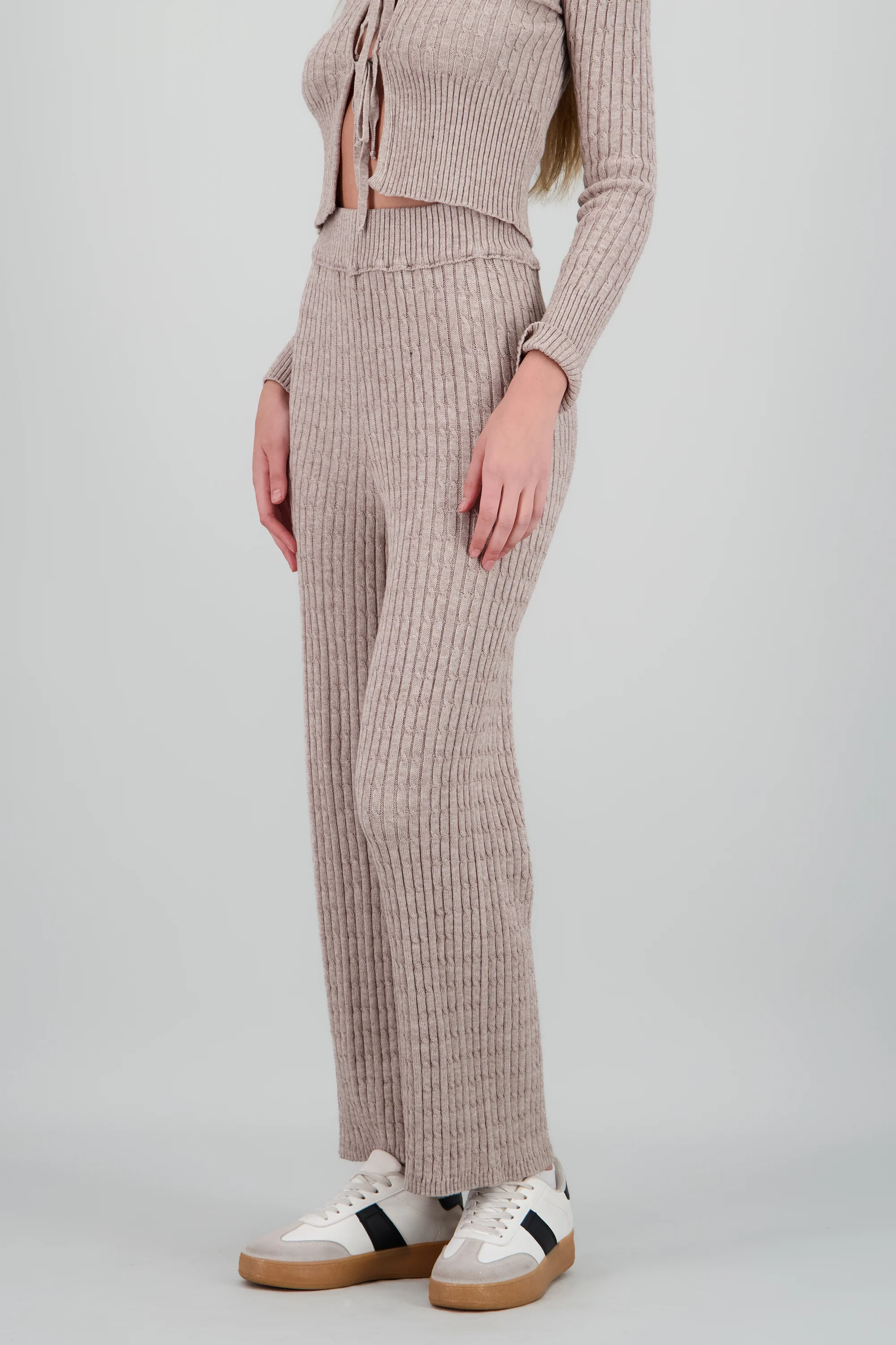 Pantalon tejido trenzado - Image 3