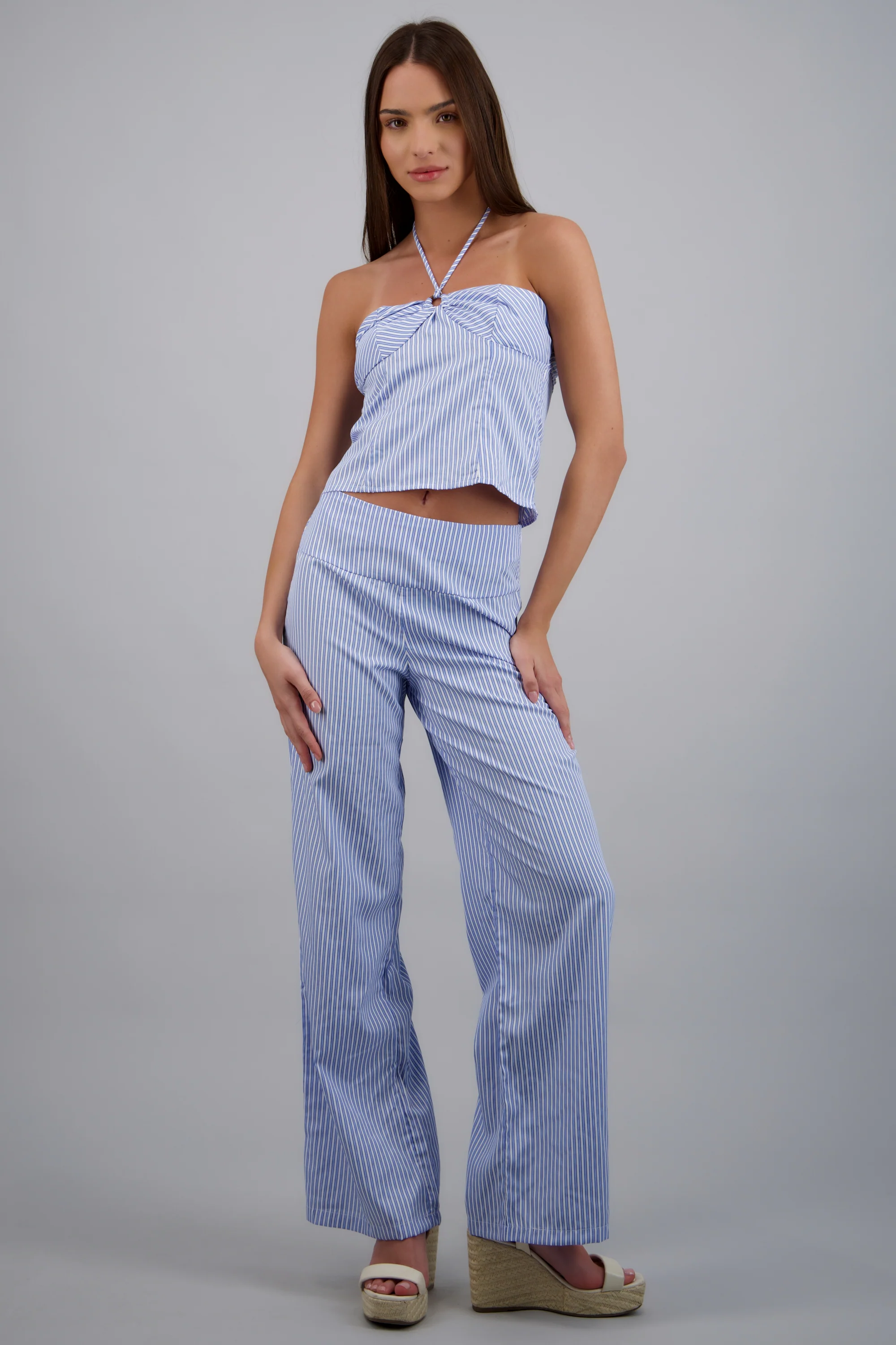 Pantalón wide leg a rayas