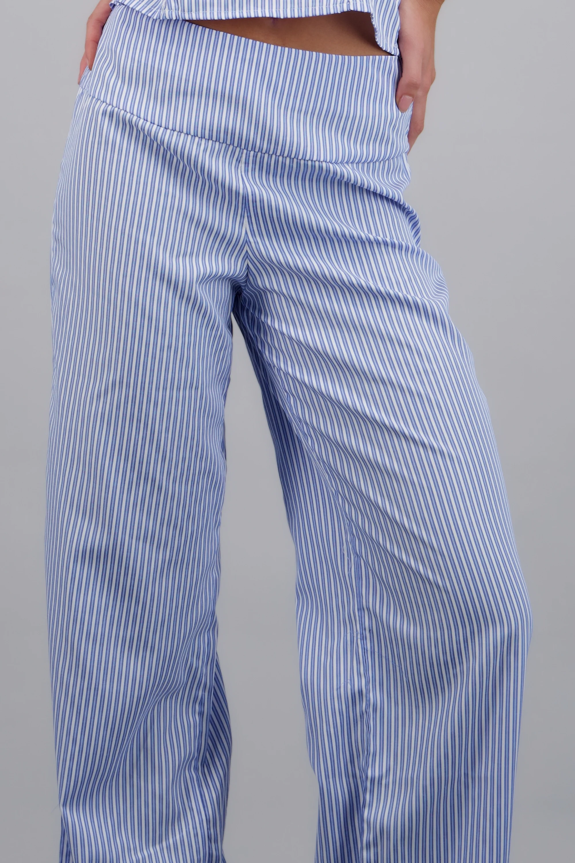 Pantalón wide leg a rayas - Image 5