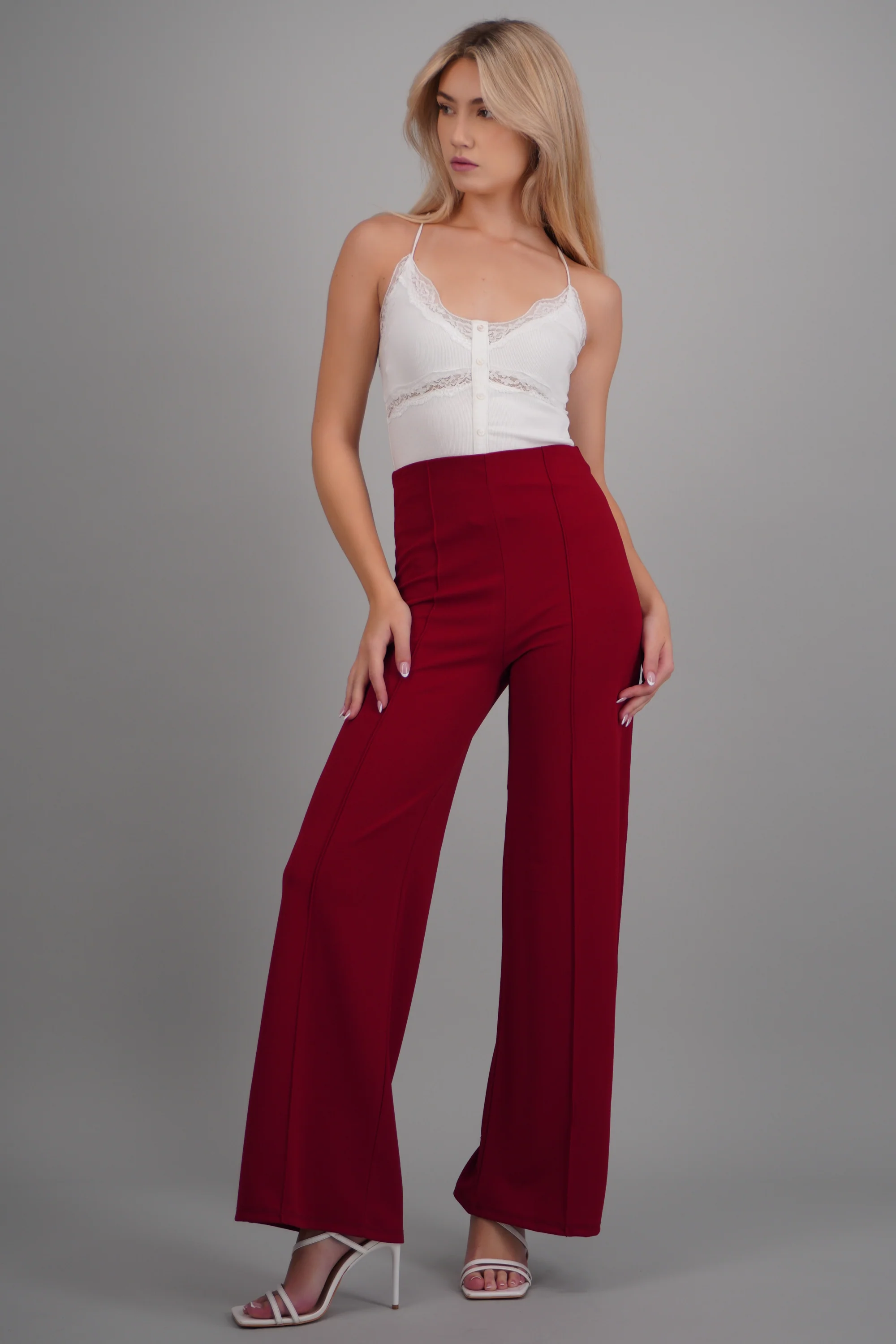 Pantalón Wide Leg Cintura Alta Costuras