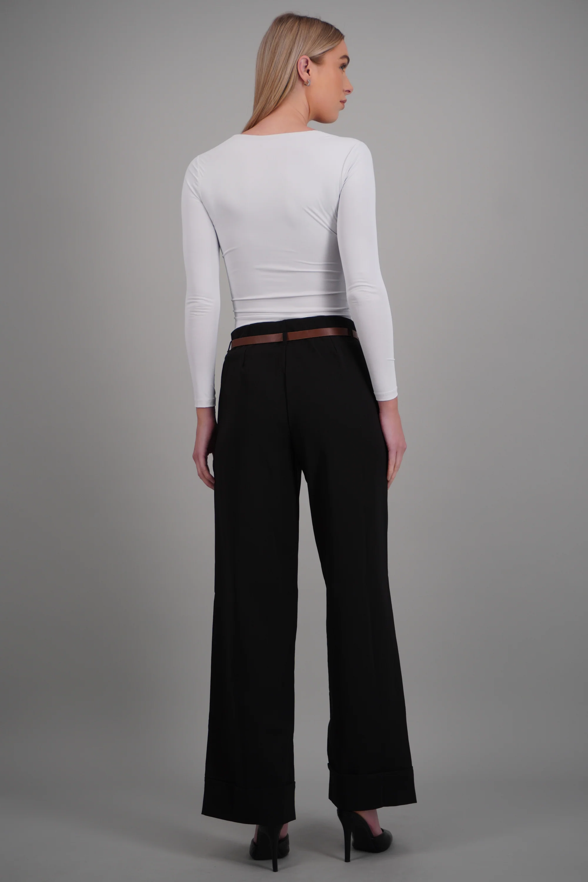 Pantalón wide leg con cinturón - Image 4